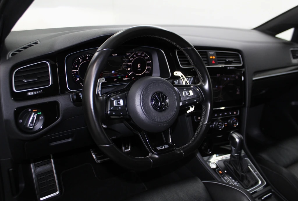 VW Golf 2.0 TSI R 4Motion DSG REMUS-Auspuffanlage / CH-Fahrzeug-image-10