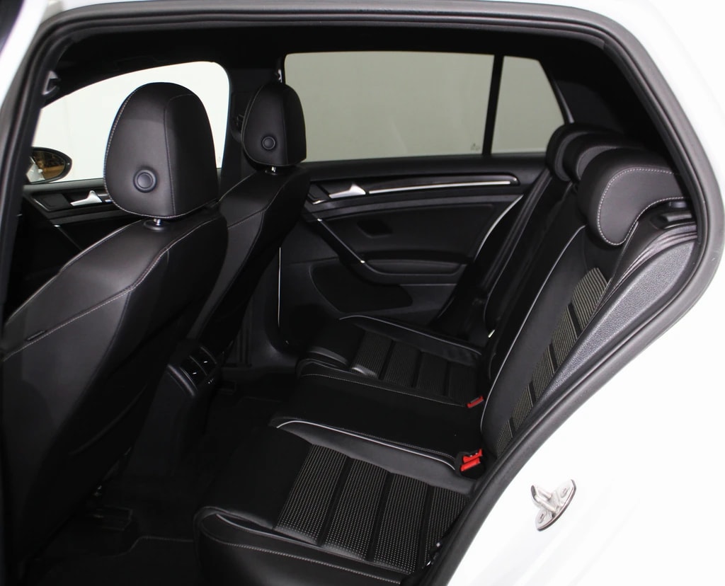 VW Golf 2.0 TSI R 4Motion DSG REMUS-Auspuffanlage / CH-Fahrzeug-image-9