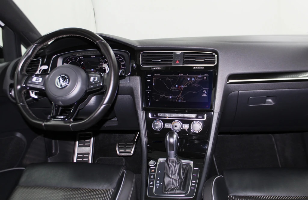 VW Golf 2.0 TSI R 4Motion DSG REMUS-Auspuffanlage / CH-Fahrzeug-image-12