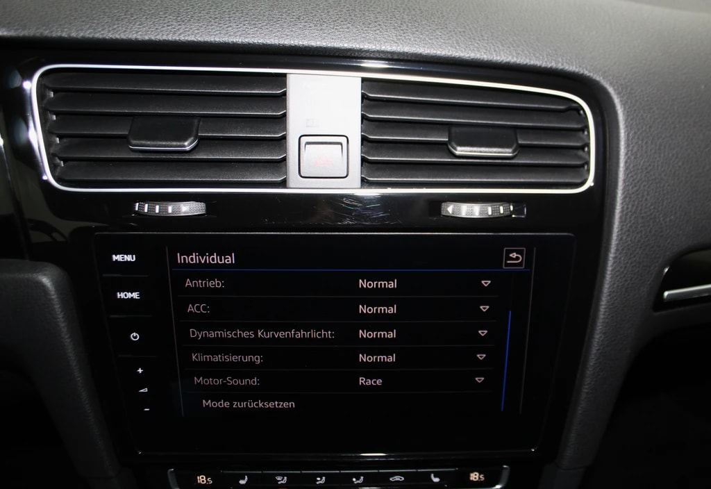 VW Golf 2.0 TSI R 4Motion DSG REMUS-Auspuffanlage / CH-Fahrzeug-image-28