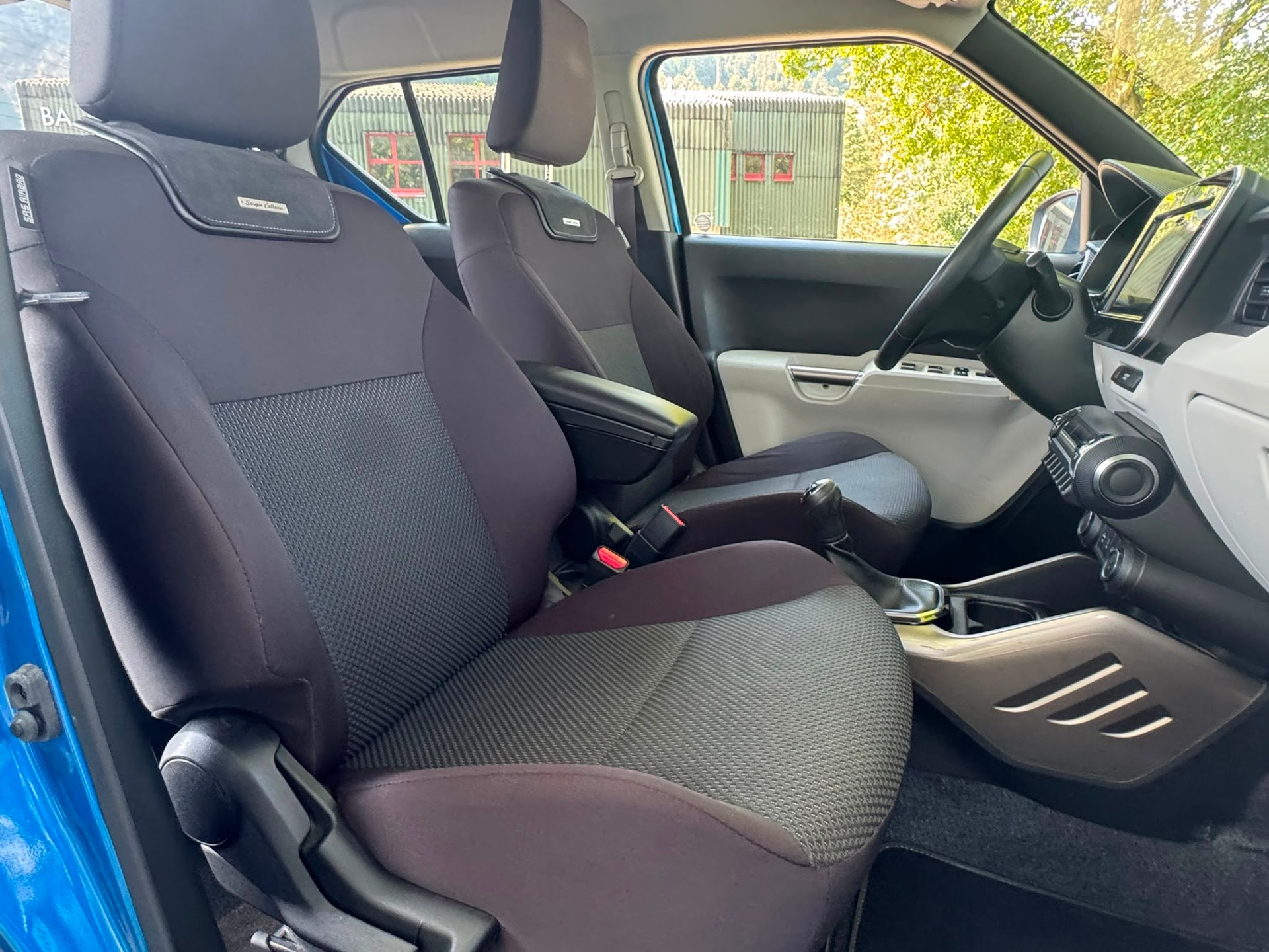 SUZUKI Ignis 1.2i Sergio Cellano Top 4x4-image-12