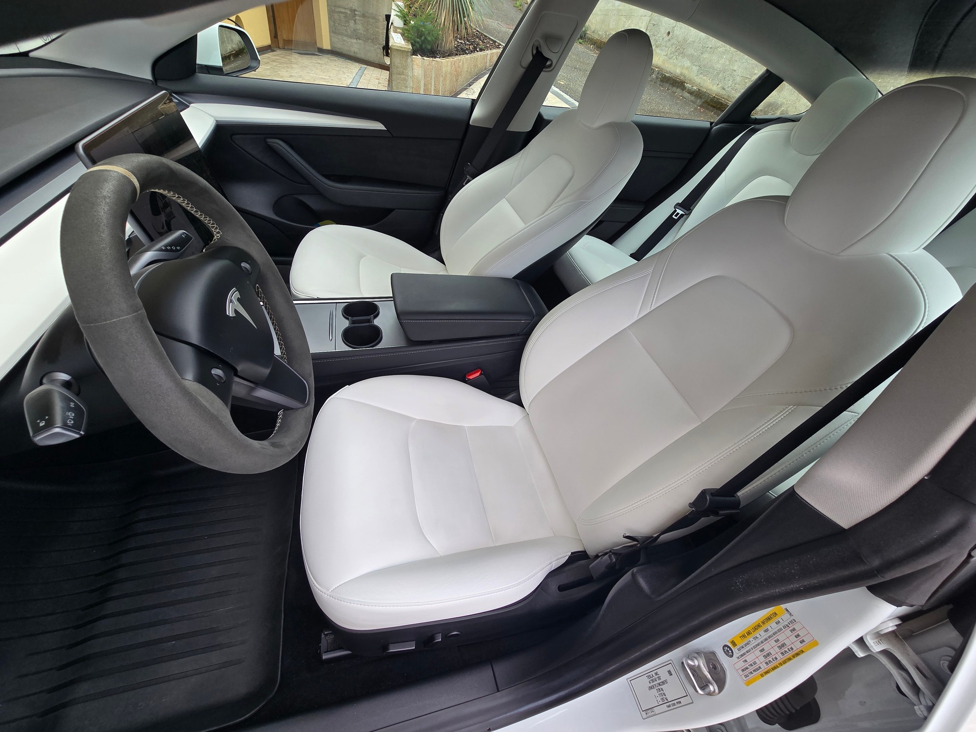 TESLA Standart Range Plus-image-16