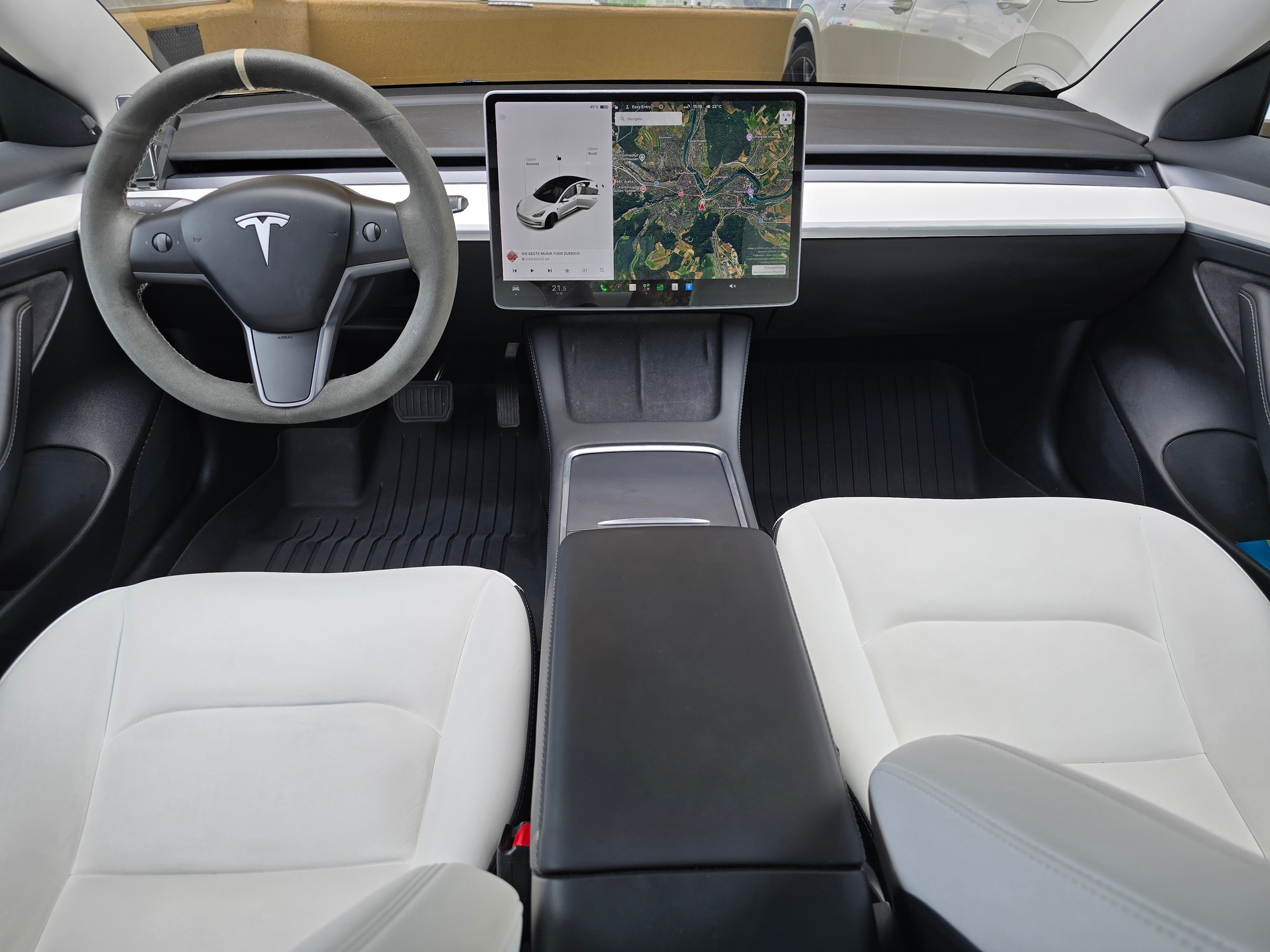 TESLA Standart Range Plus-image-12