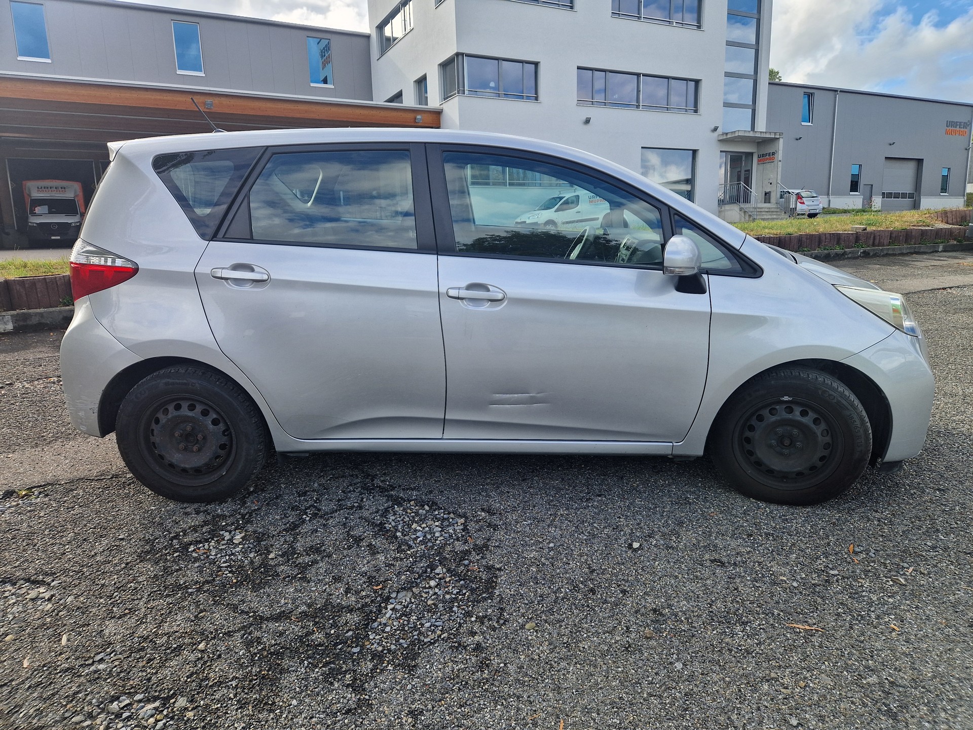 TOYOTA Verso-S 1.33 Linea Terra-image-4