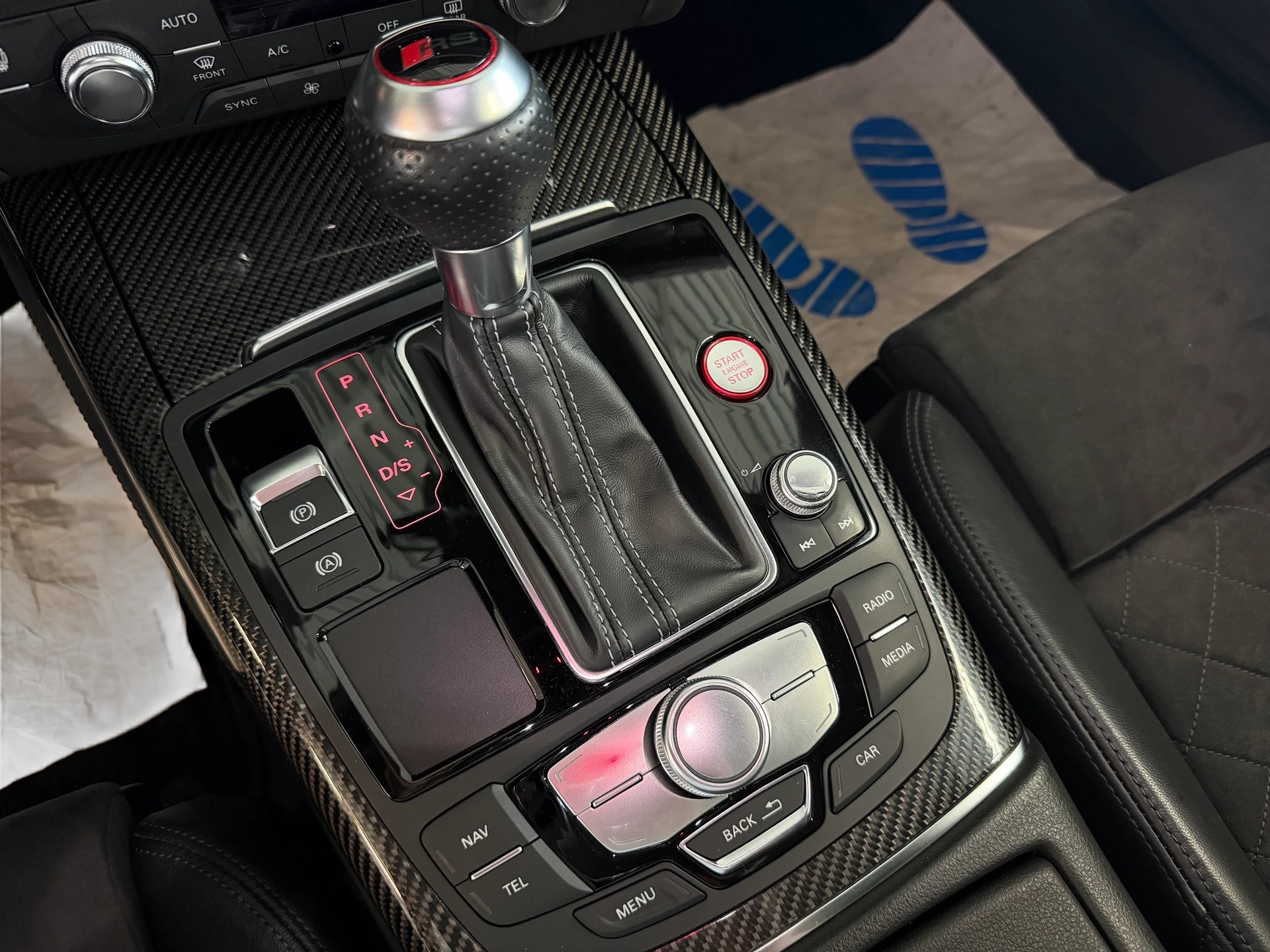 AUDI RS6 Avant 4.0 TFSI V8 performance quattro | Frisch MFK | Pano Dach | Dynamik-Paket-image-15