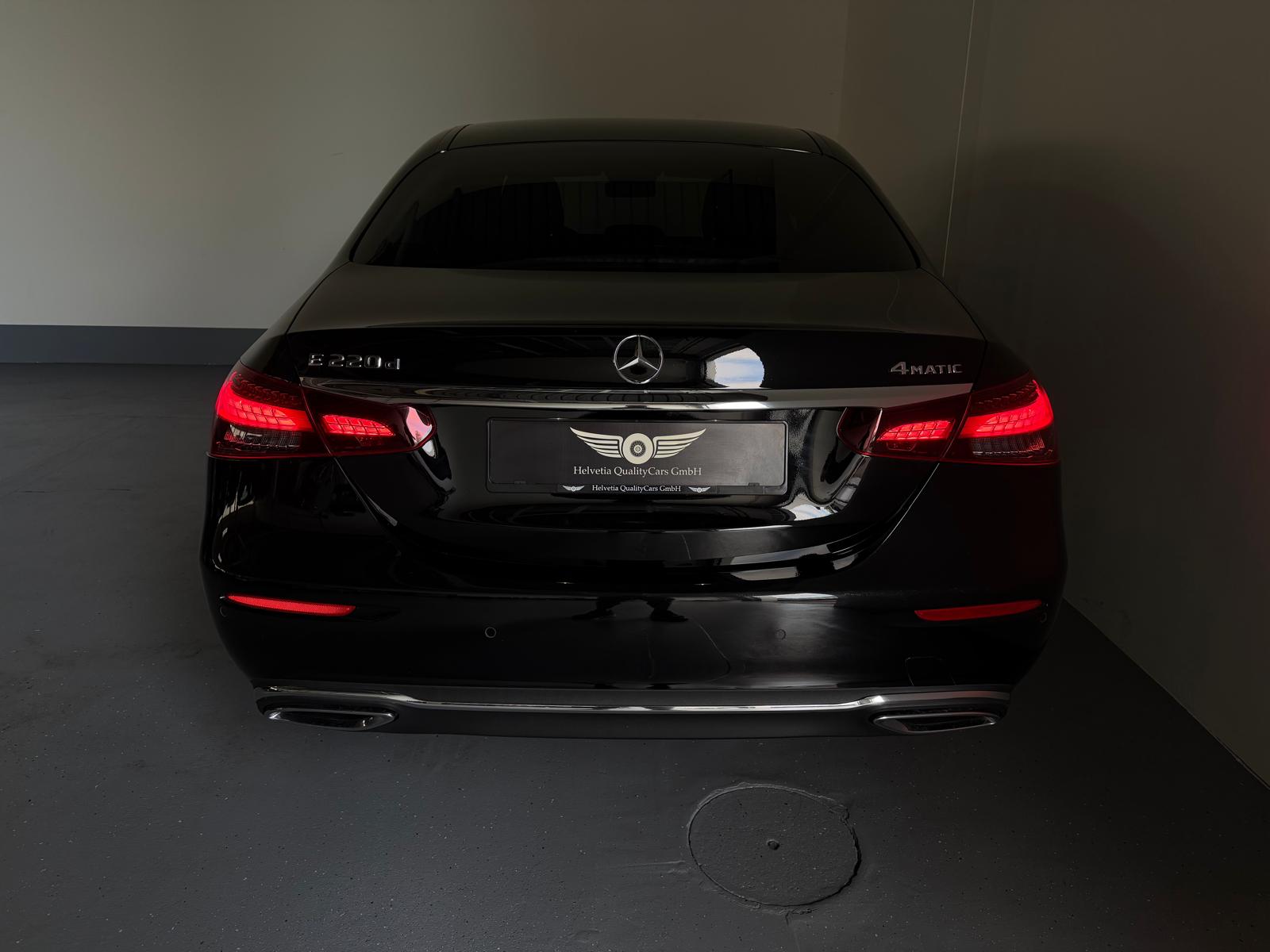 MERCEDES-BENZ E 220 d 4Matic Avantgarde 9G-Tronic-image-11