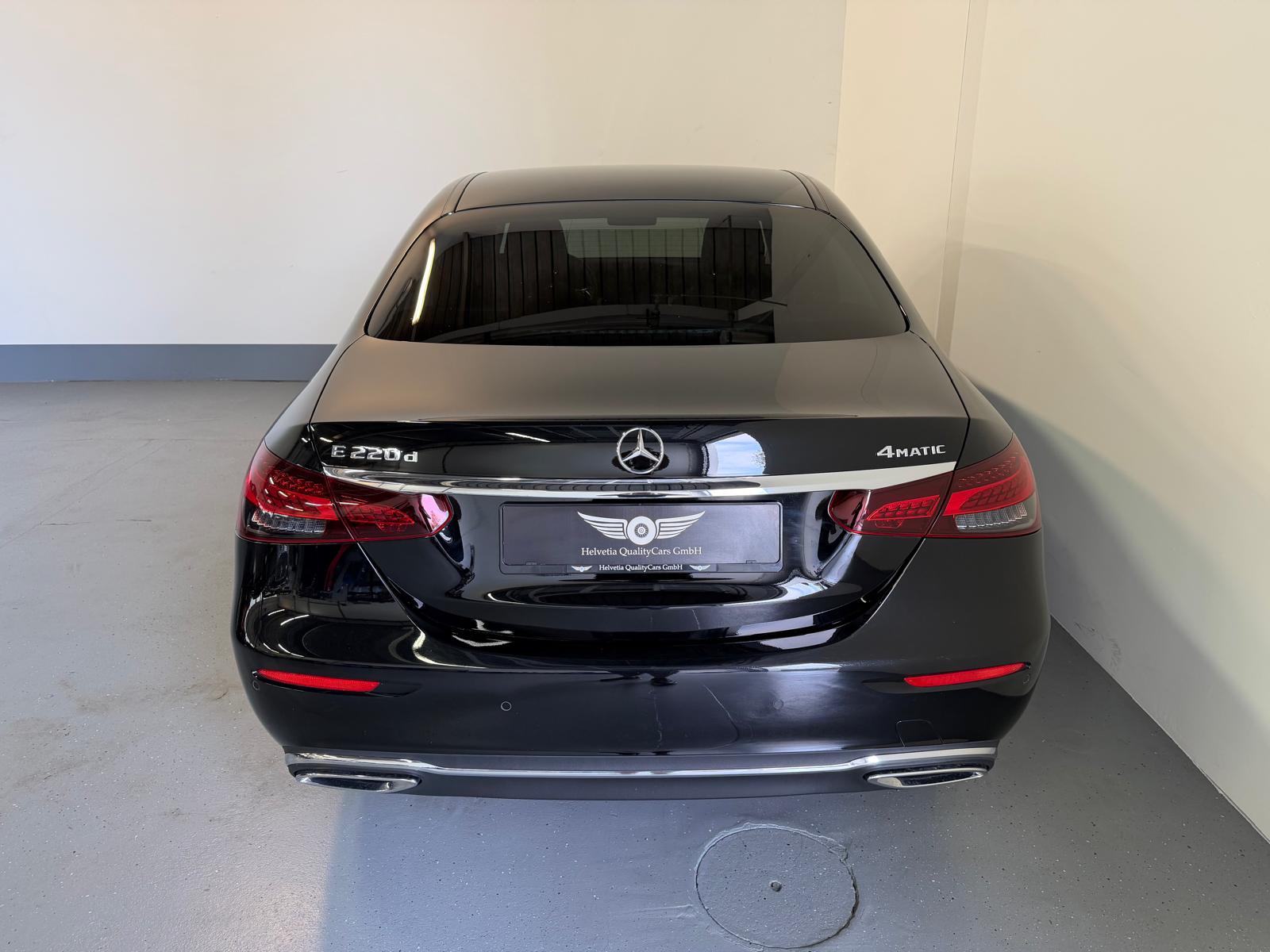 MERCEDES-BENZ E 220 d 4Matic Avantgarde 9G-Tronic-image-10
