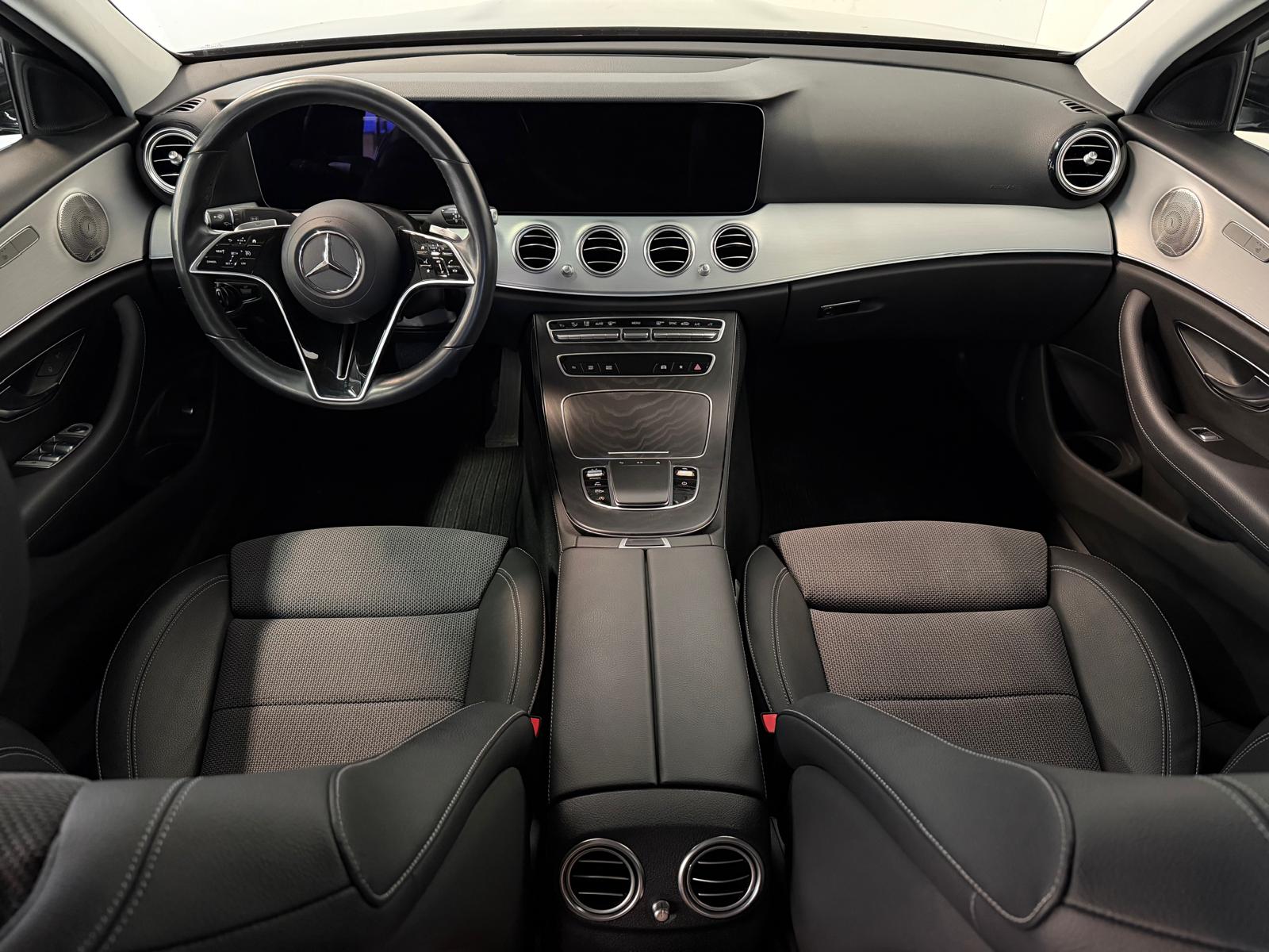 MERCEDES-BENZ E 220 d 4Matic Avantgarde 9G-Tronic-image-13