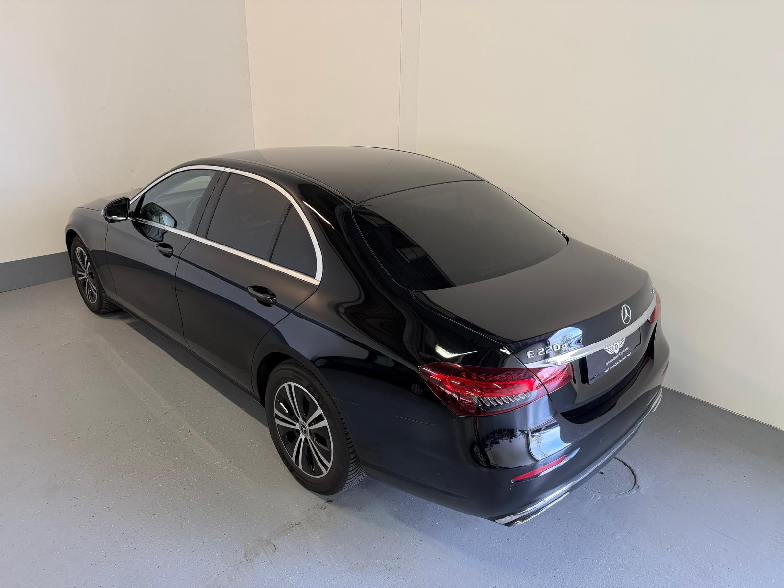 MERCEDES-BENZ E 220 d 4Matic Avantgarde 9G-Tronic-image-7