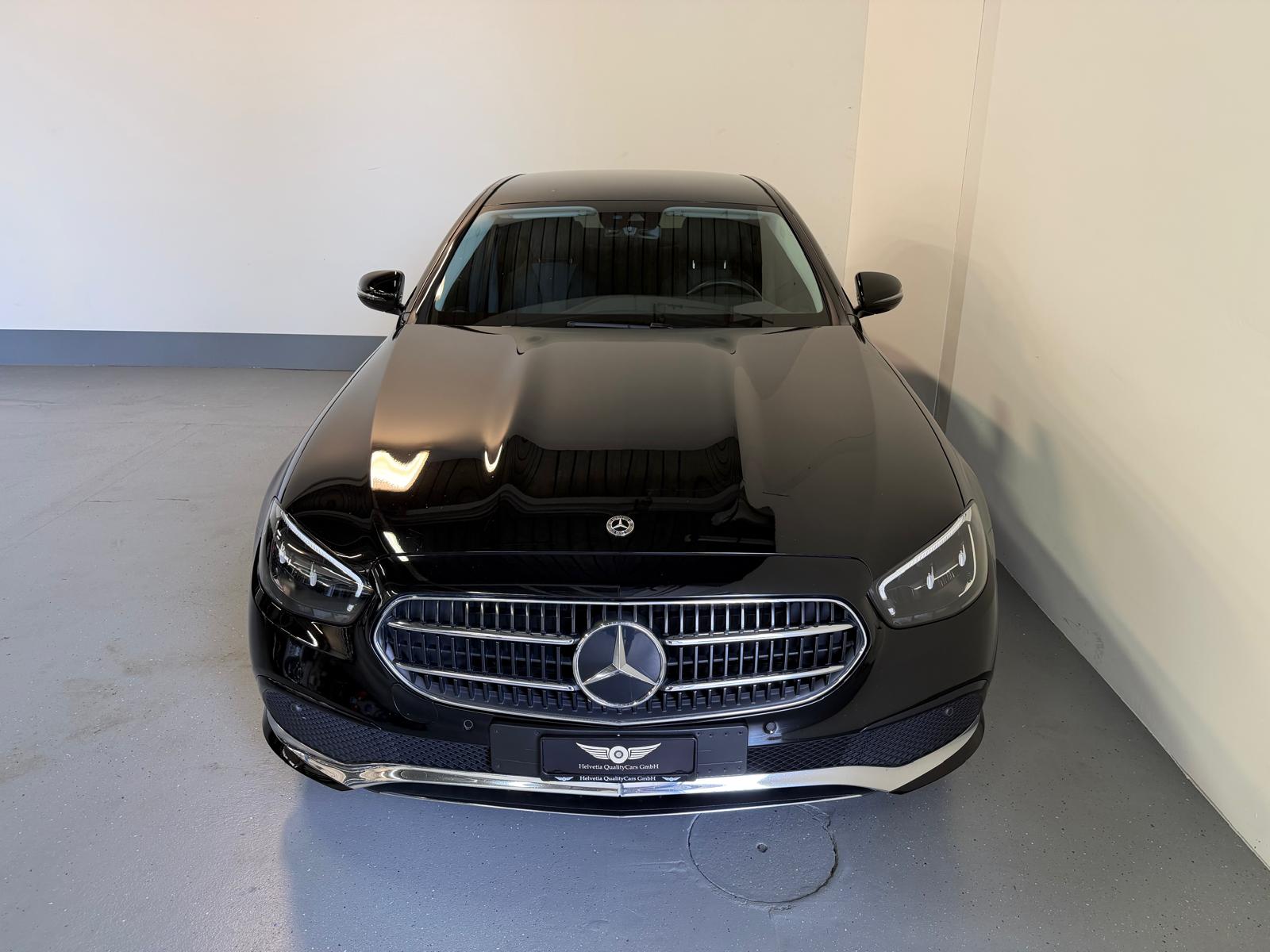 MERCEDES-BENZ E 220 d 4Matic Avantgarde 9G-Tronic-showroom-element-3