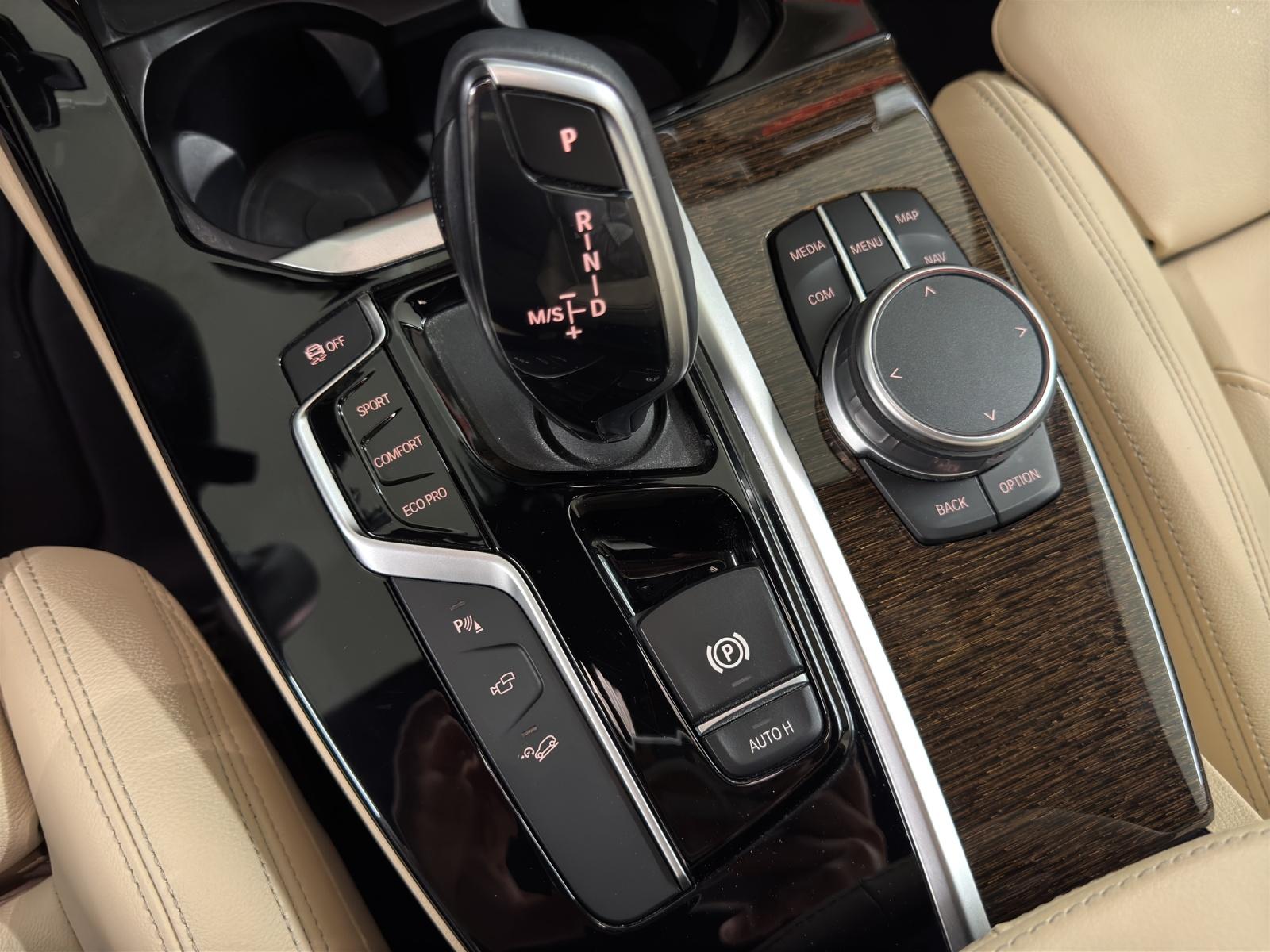 BMW X3 30i xDrive SAG-image-18