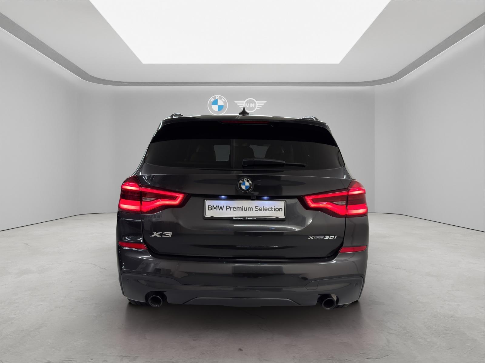 BMW X3 30i xDrive SAG-image-3