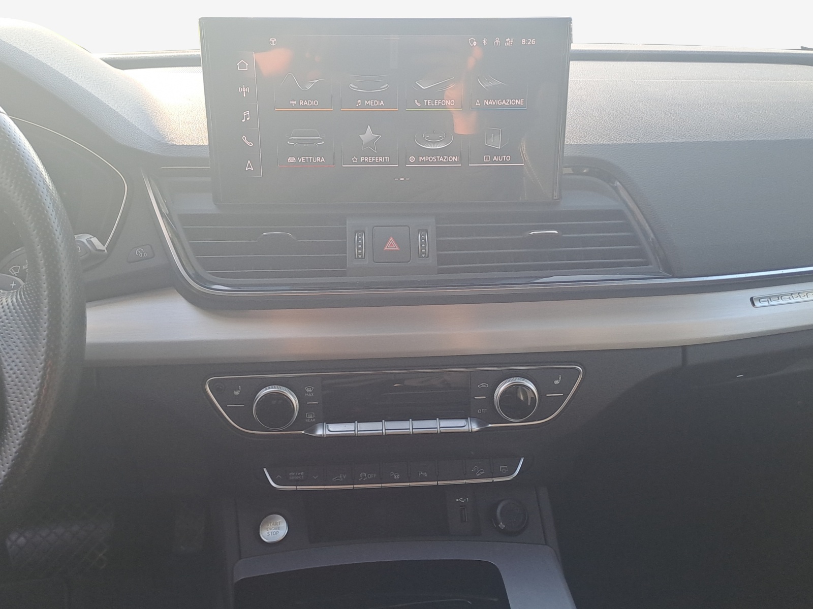 AUDI Q5 55 TFSI e PHEV S line quattro S-tronic-image-11