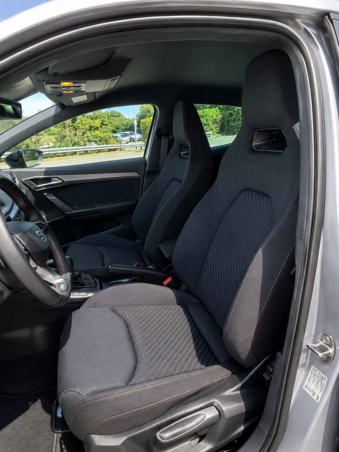 SEAT 1.0 TSI 115 Anniversary DSG-image-2