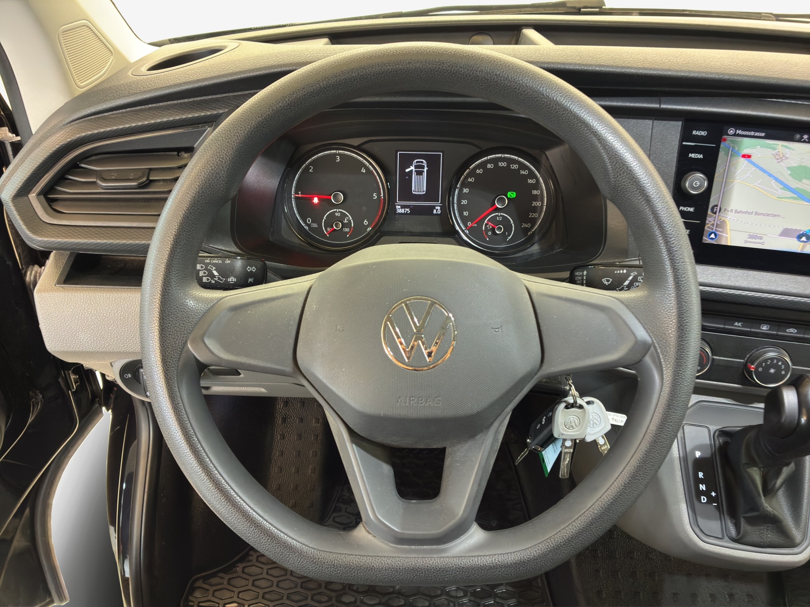 VW T6.1 2.0 TDI DSG-image-9