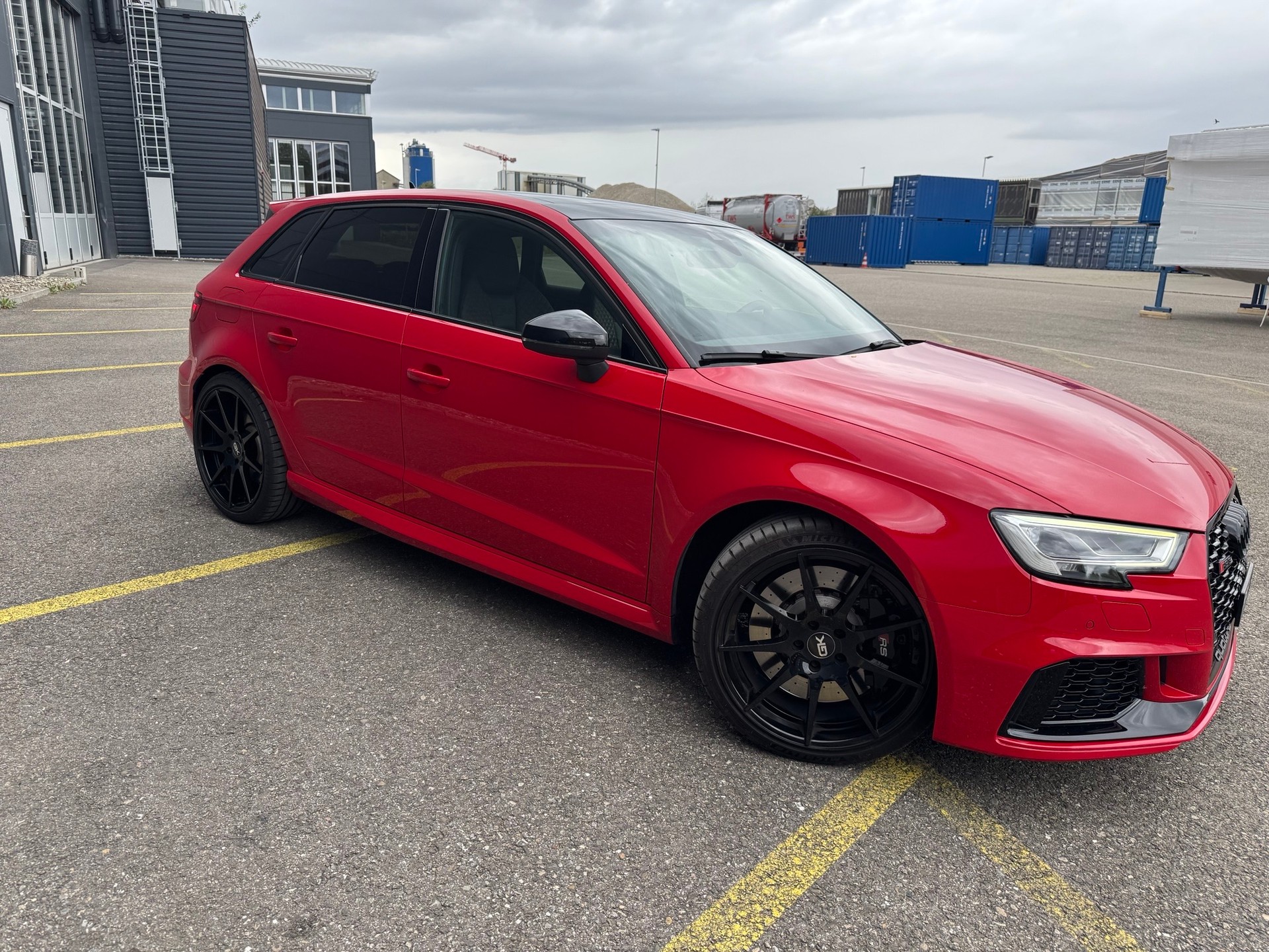 AUDI 2.5 T FSI quattro S-Tronic-image-3