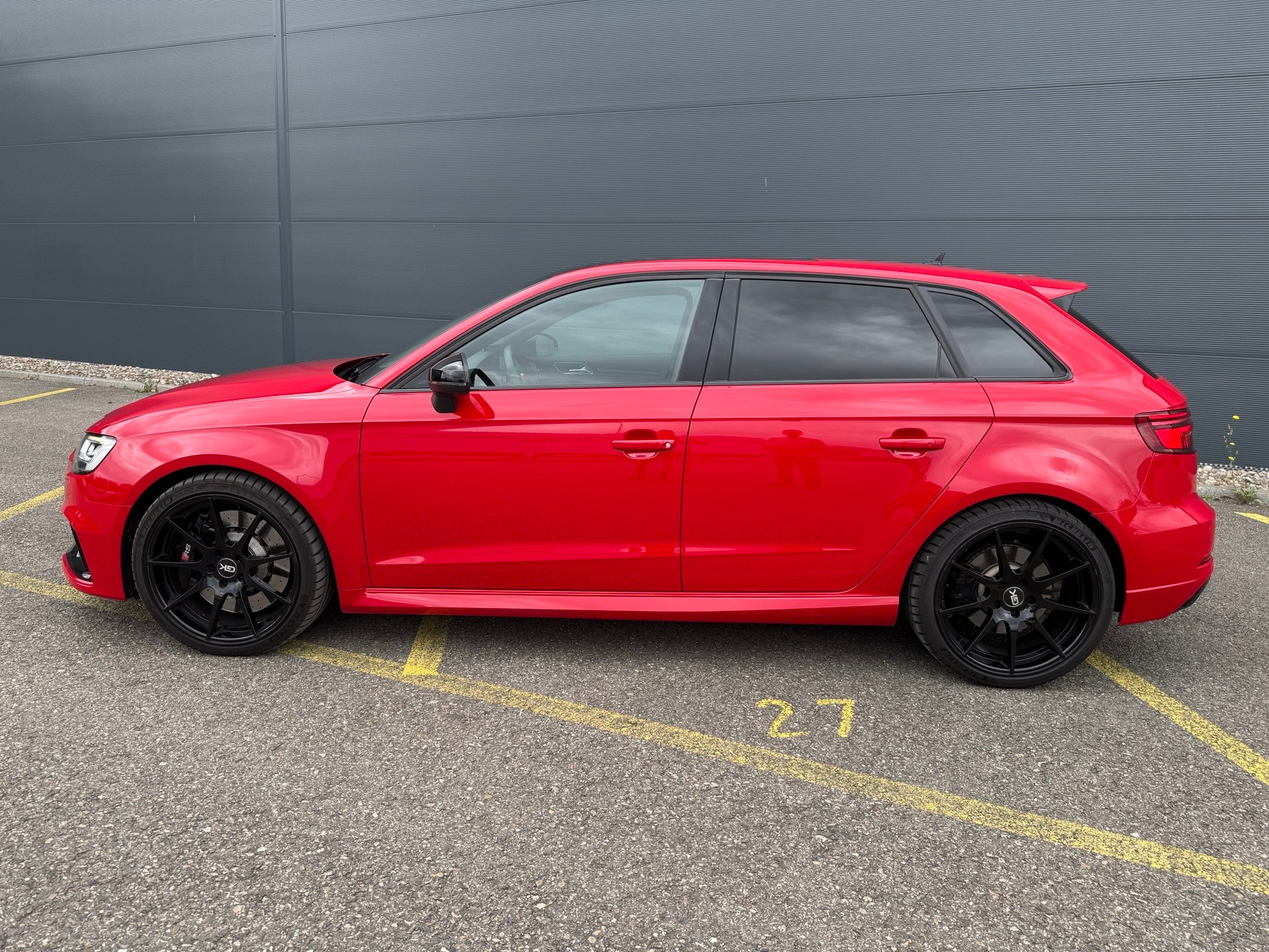 AUDI 2.5 T FSI quattro S-Tronic-image-2