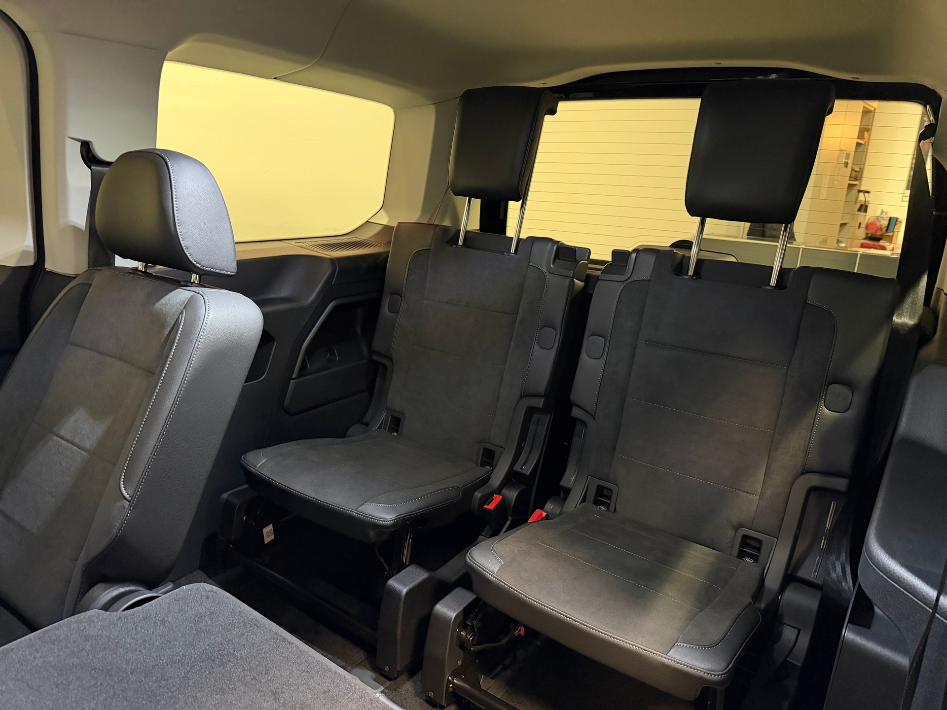 VW Caddy Maxi 1.5 TSI Style DSG-image-18