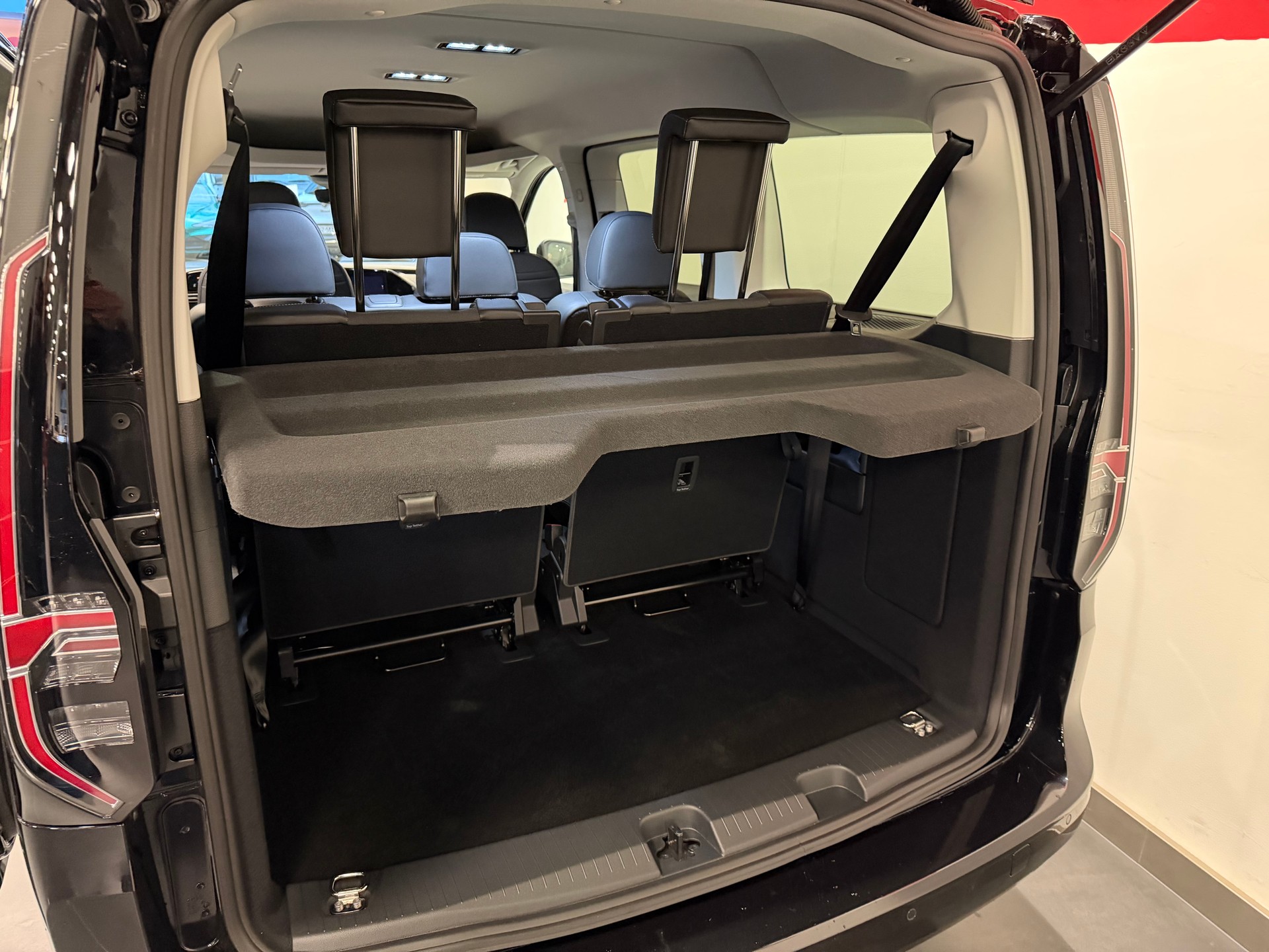 VW Caddy Maxi 1.5 TSI Style DSG-image-17