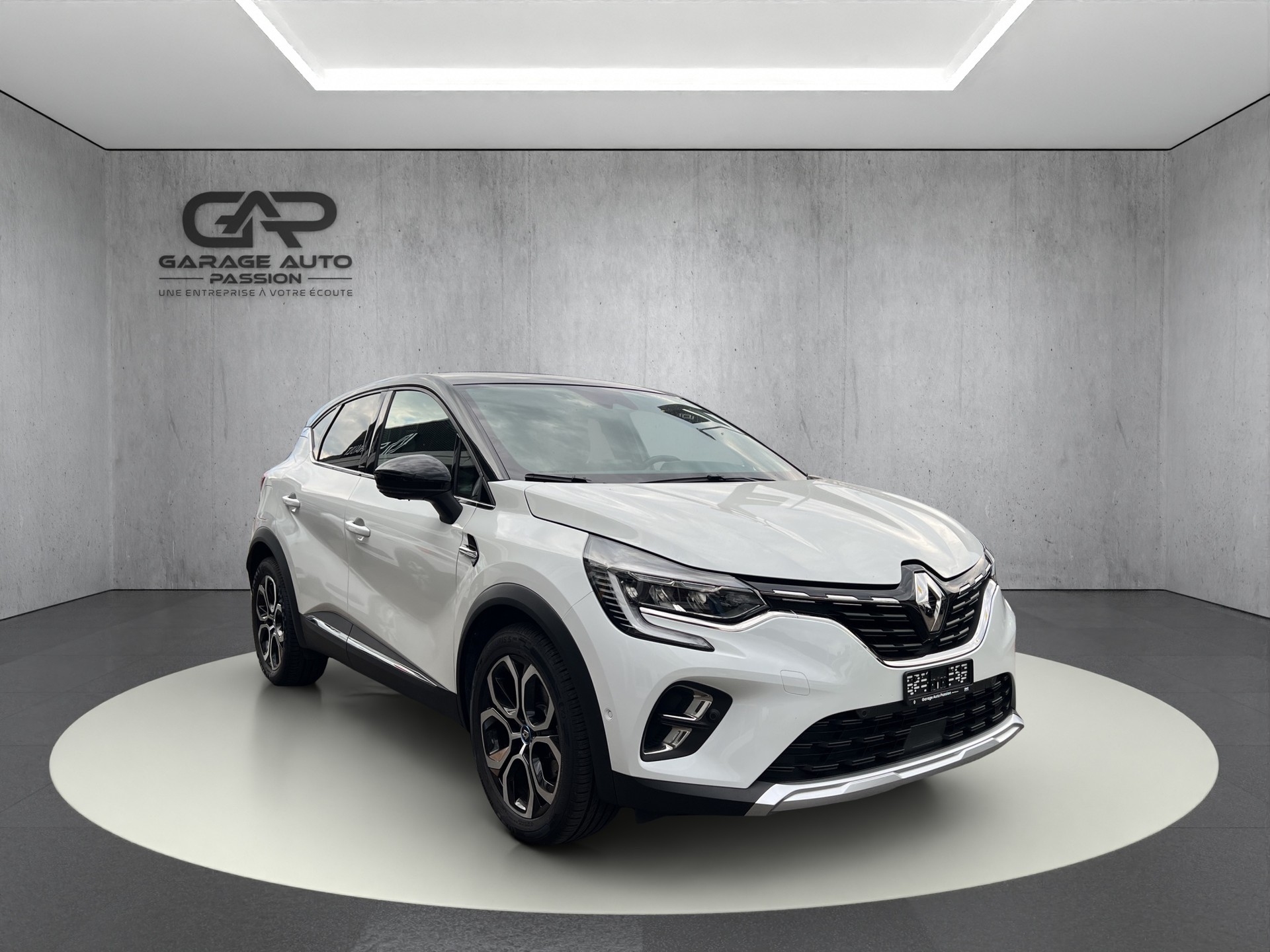 RENAULT Captur 1.6 E-Tech Edition1 DHT-image-0