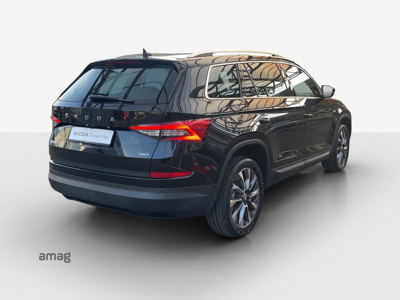 SKODA Kodiaq 2.0 TDI SCR Drive 4x4 DSG-image-4