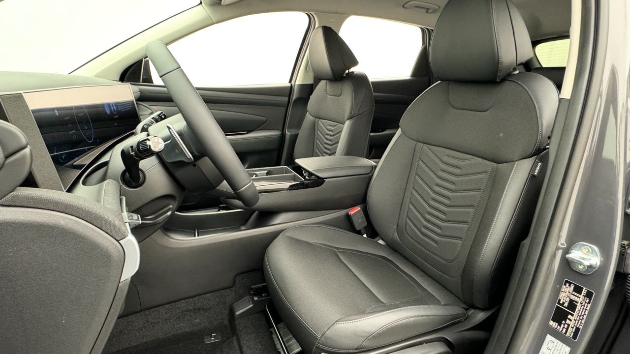 HYUNDAI Tucson 1.6 TGDI HEV Limited 4WD-image-4