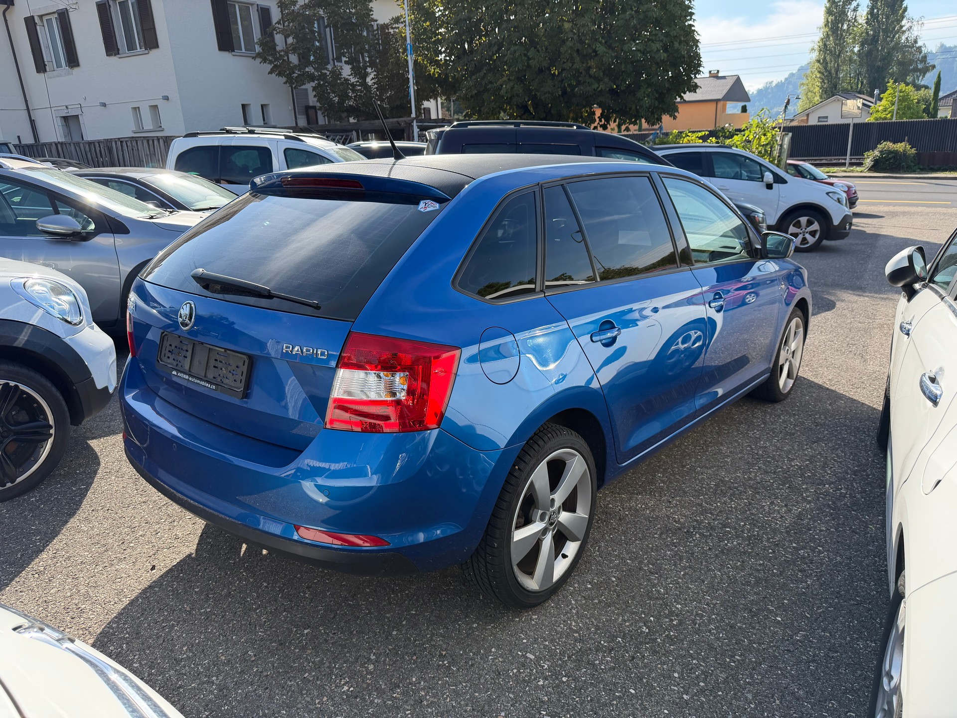 SKODA Rapid Spaceback 1.6 TDI Active-image-4