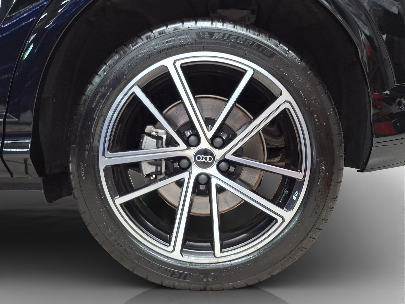 AUDI Q5 TDI quattro 150 kW S-tronic-image-15
