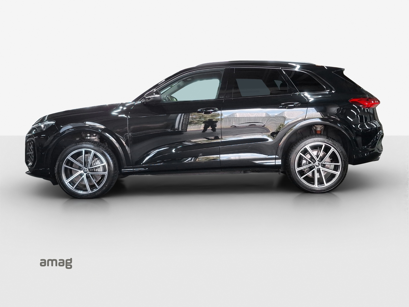 AUDI Q5 TDI quattro 150 kW S-tronic-image-1