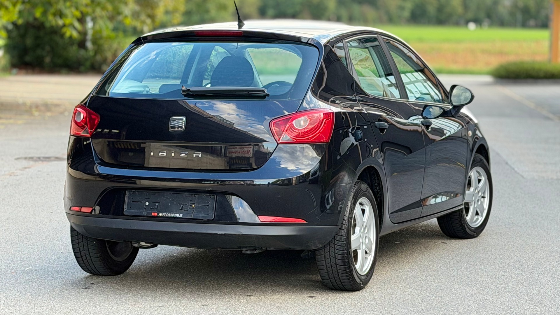 SEAT Ibiza 1.4 Style-image-3