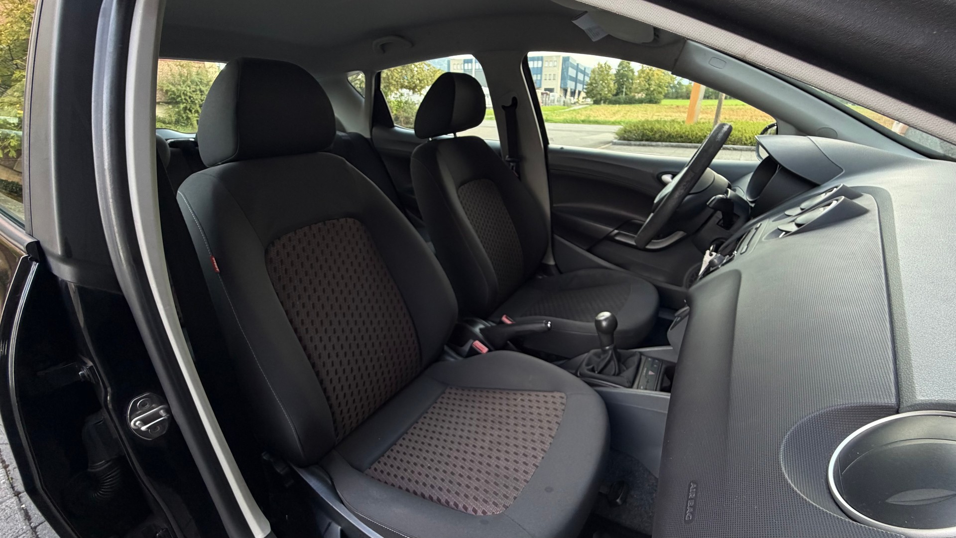 SEAT Ibiza 1.4 Style-image-6