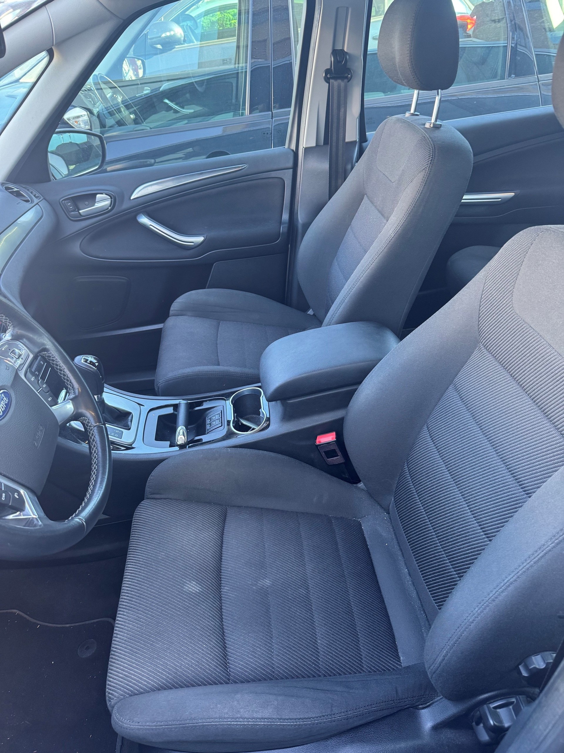 FORD S-Max 2.0 TDCi Carving PowerShift-image-2