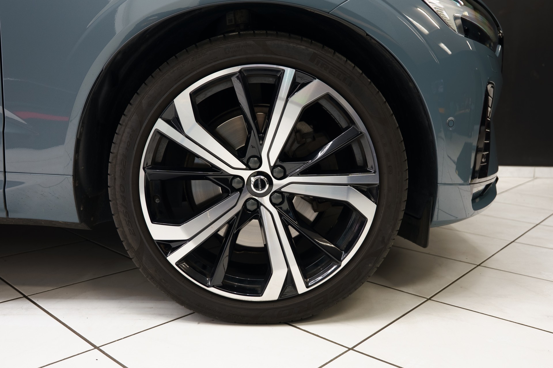 VOLVO XC60 B5 Diesel Mild Hybrid AWD Ultimate Bright Geartronic-image-8