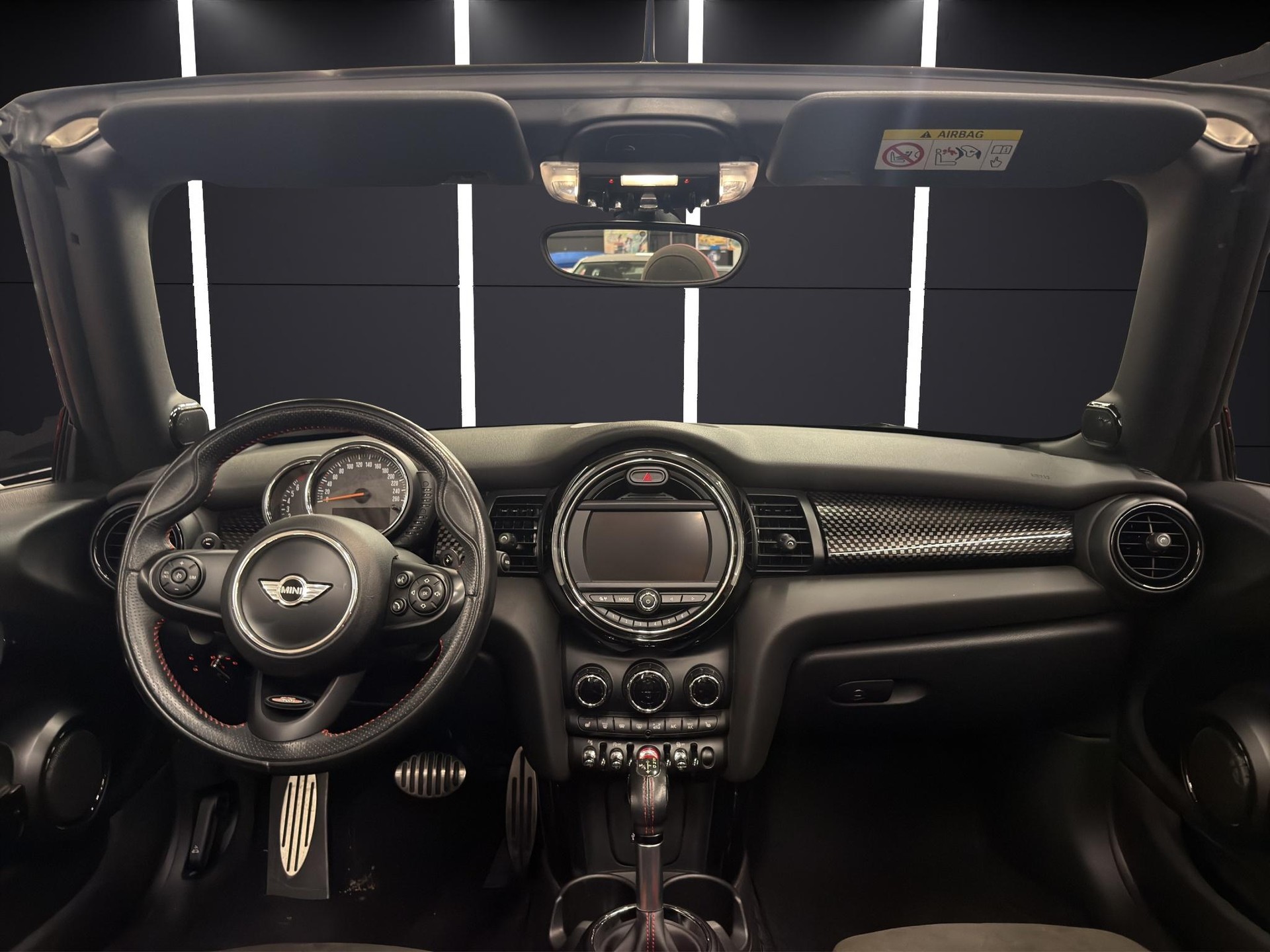 MINI Cabrio F57 2.0i Cooper S-image-11