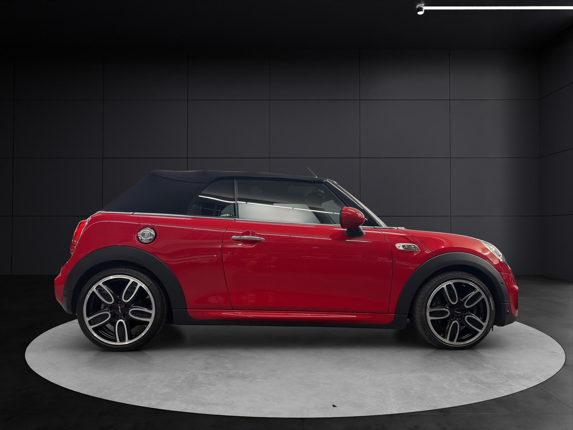 MINI Cabrio F57 2.0i Cooper S-image-7