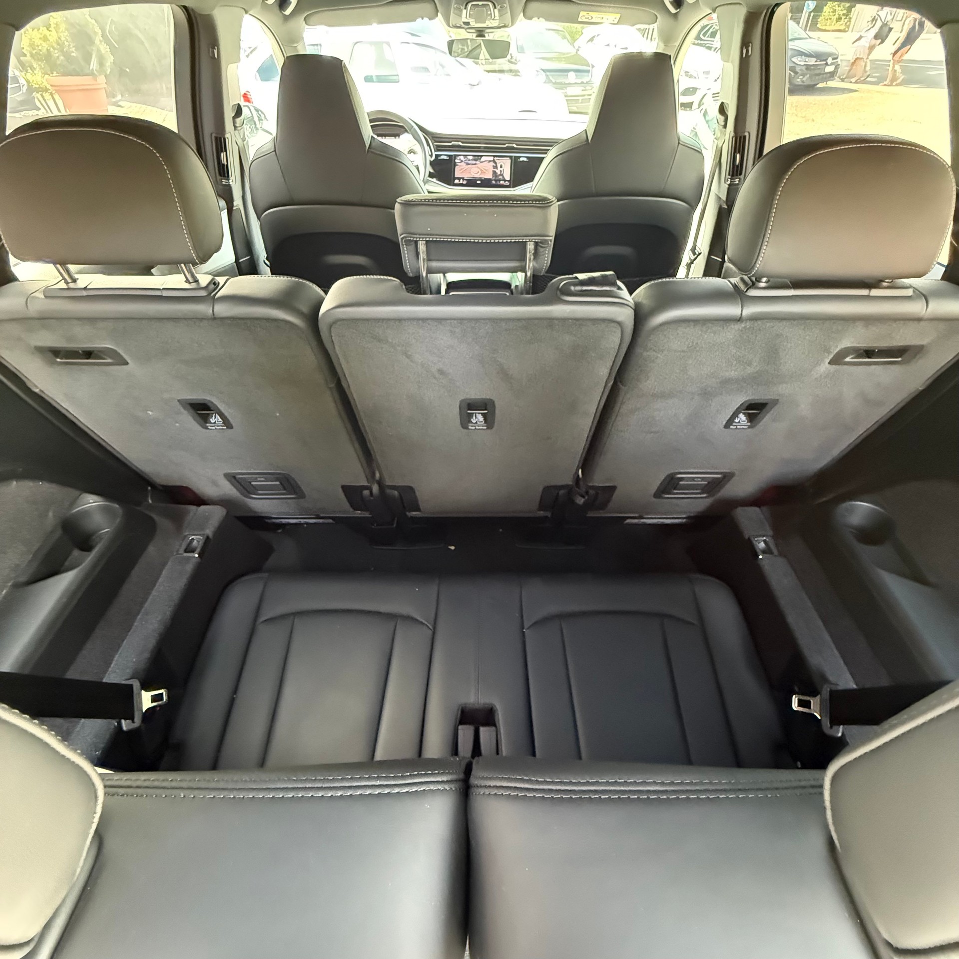 AUDI Q7 50 TDI quattro S Line tiptronic *CH-FAHRZEUG - 4 JAHRE GARANTIE - GRATIS SERVICE - 7 SITZE*-image-20