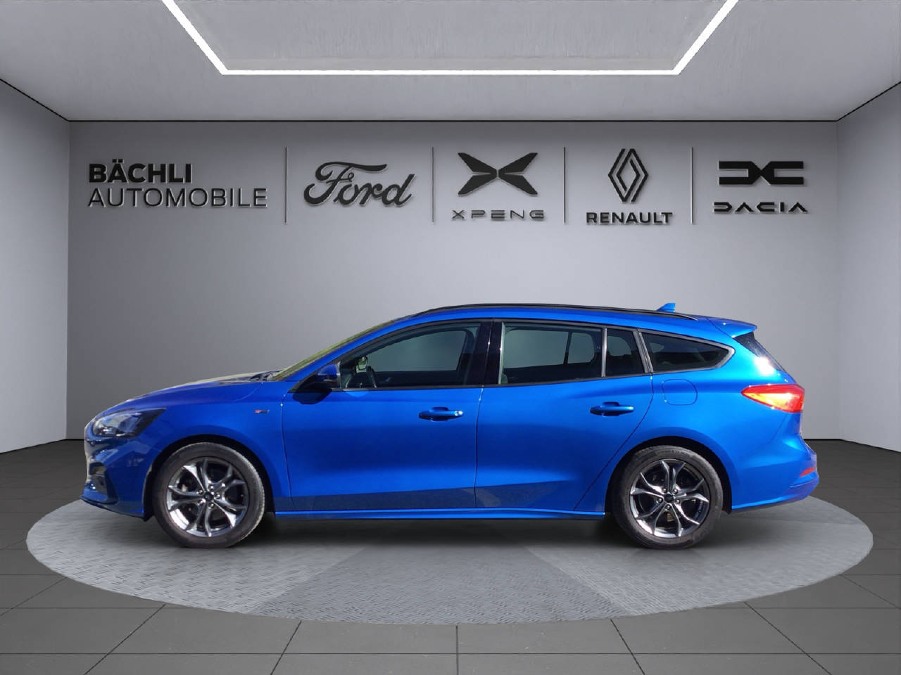 FORD Focus Station Wagon 1.0i EcoBoost 125 PS ST-Line-image-2