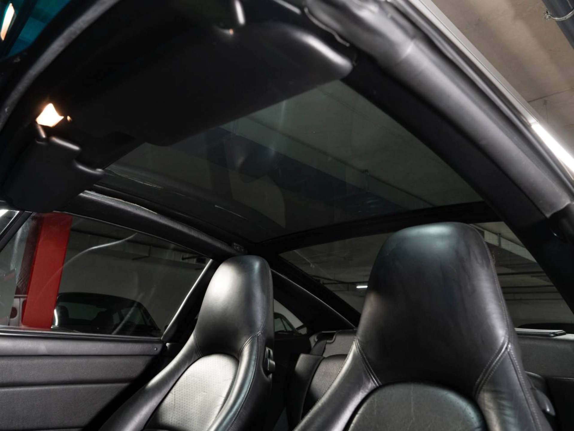 PORSCHE 911 Targa-image-23