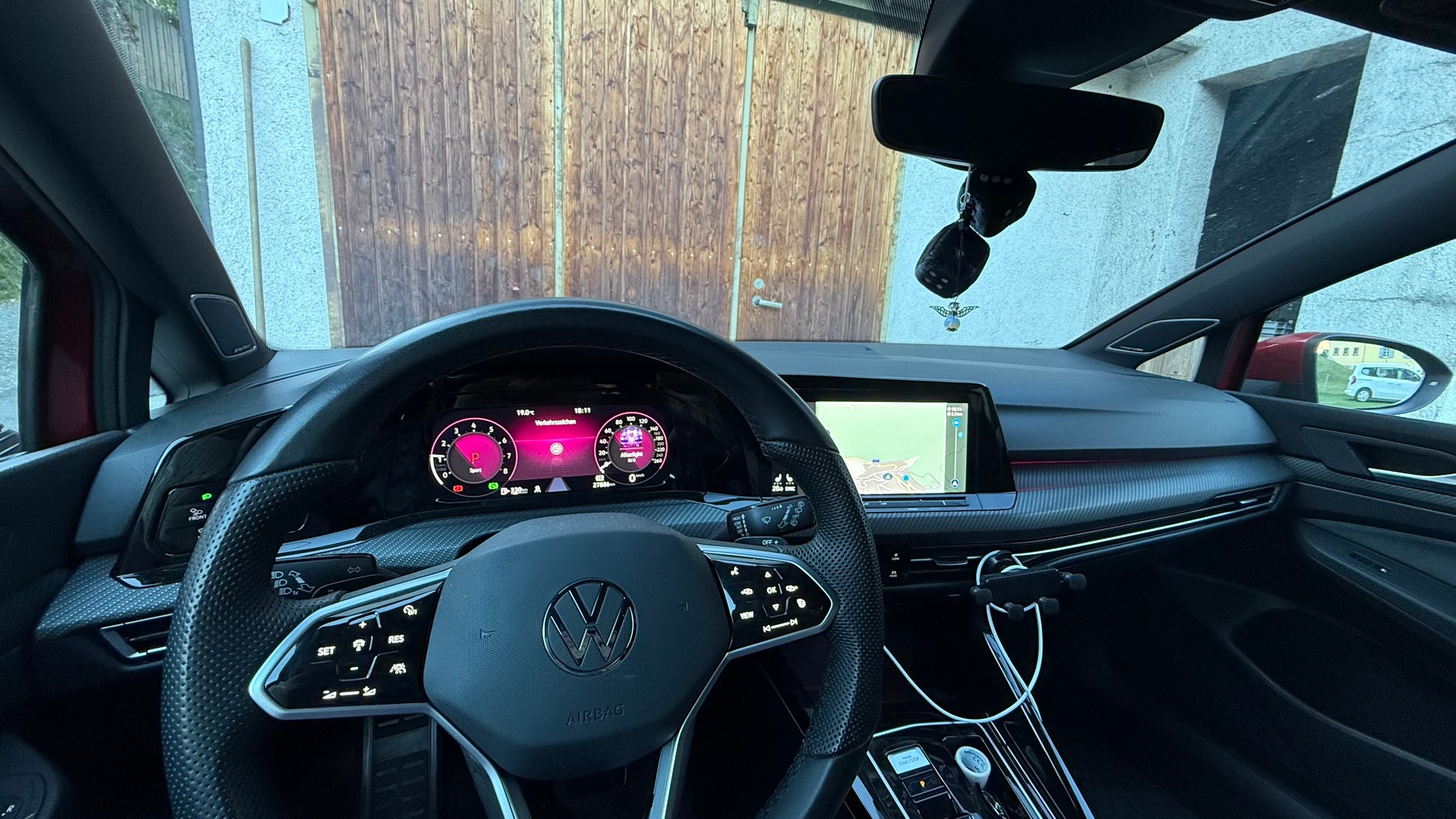 VW 2.0 TSI R-Line DSG 4motion-image-1