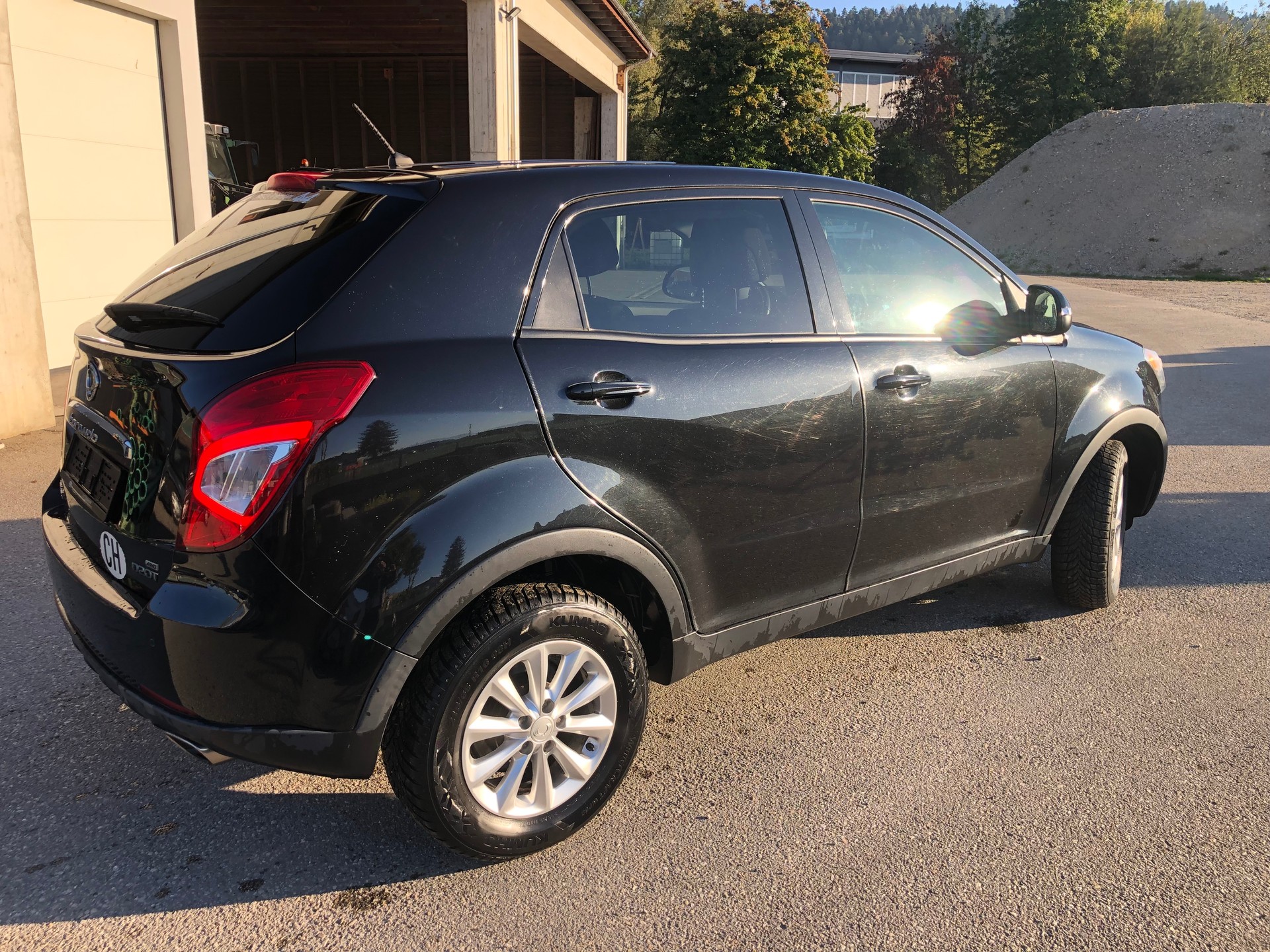 KGM-SsangYong Korando 2.0 e-XDI Plus Edition 4WD-image-3