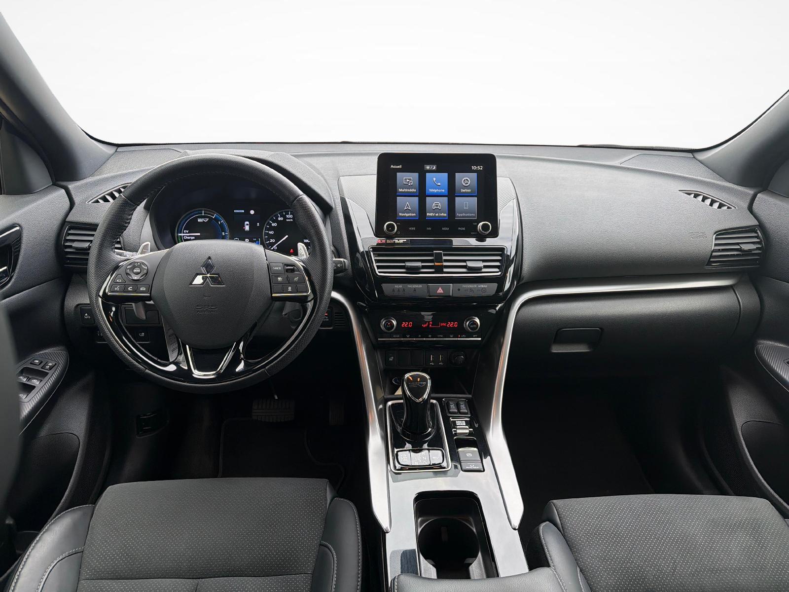 MITSUBISHI Eclipse Cross 2.4 PHEV Blackline 4x4-image-8
