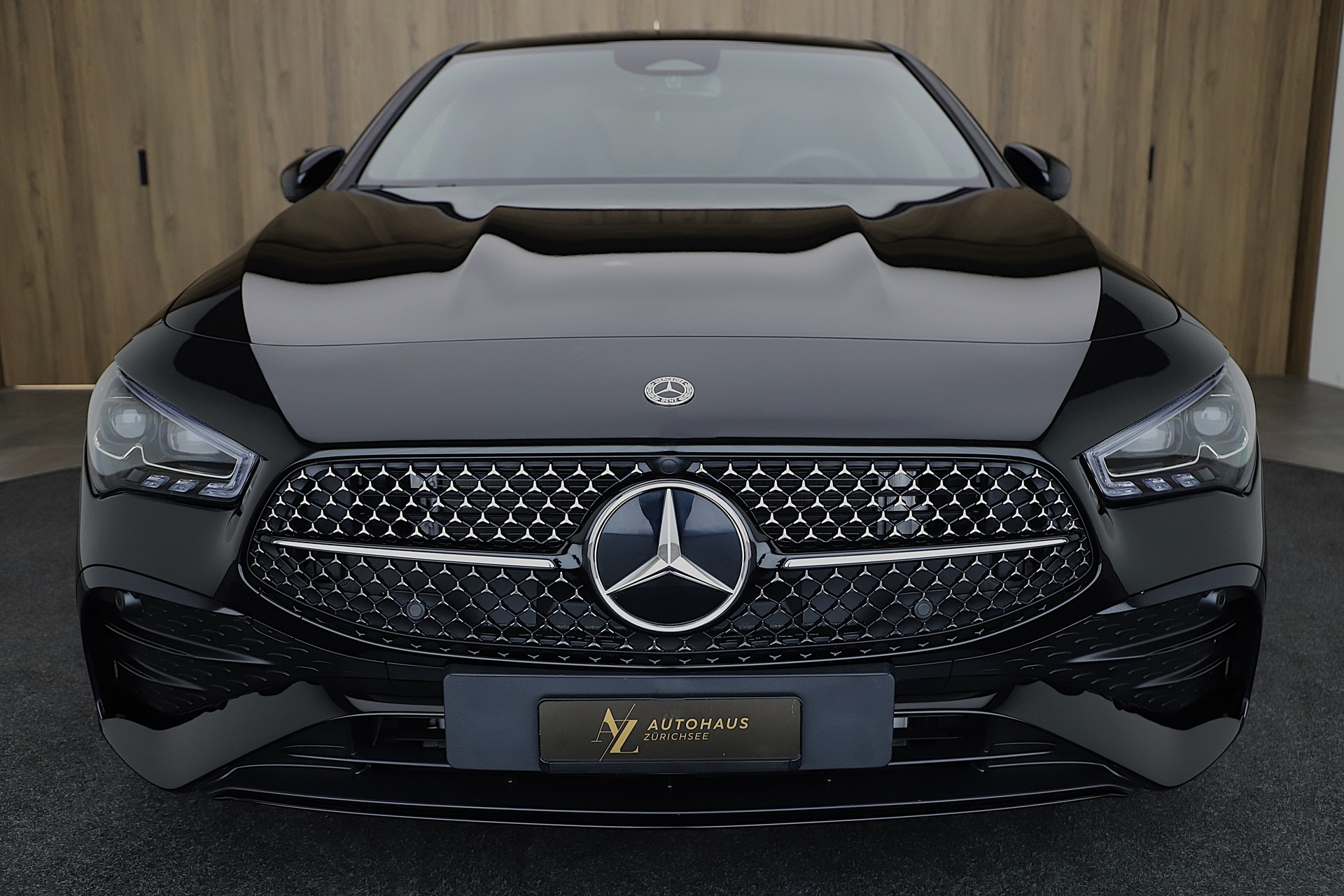 MERCEDES-BENZ CLA 200 d 7G-DCT AMG Line Night Edition und Advanced Plus-image-1