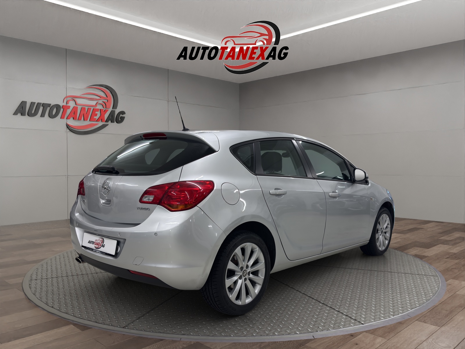 OPEL Astra 1.4i 16V Turbo Automatic-image-5