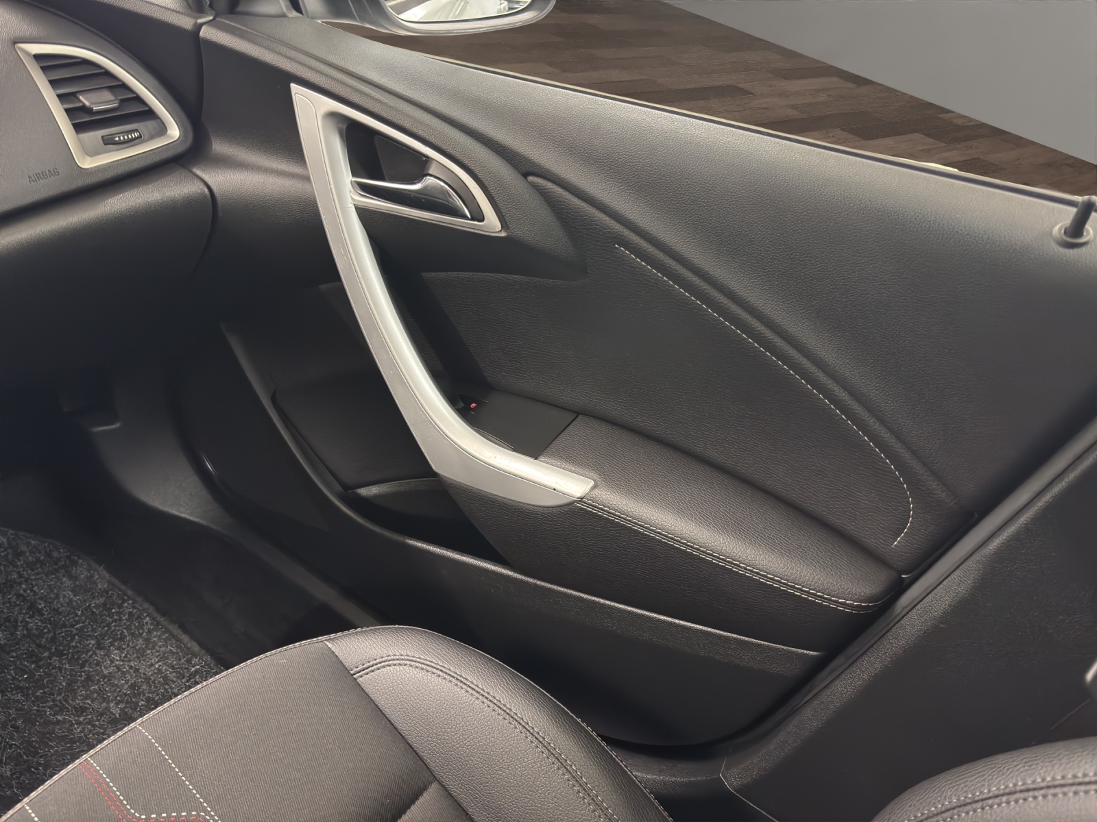 OPEL Astra 1.4i 16V Turbo Automatic-image-16
