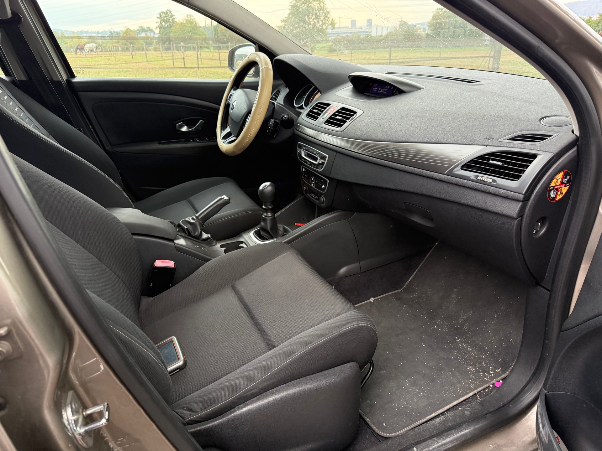 RENAULT Mégane 1.6 16V Dynamique-image-7