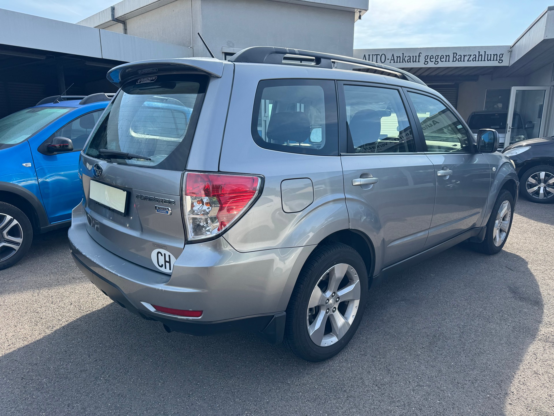 SUBARU Forester 2.0D XS Comfort-image-6