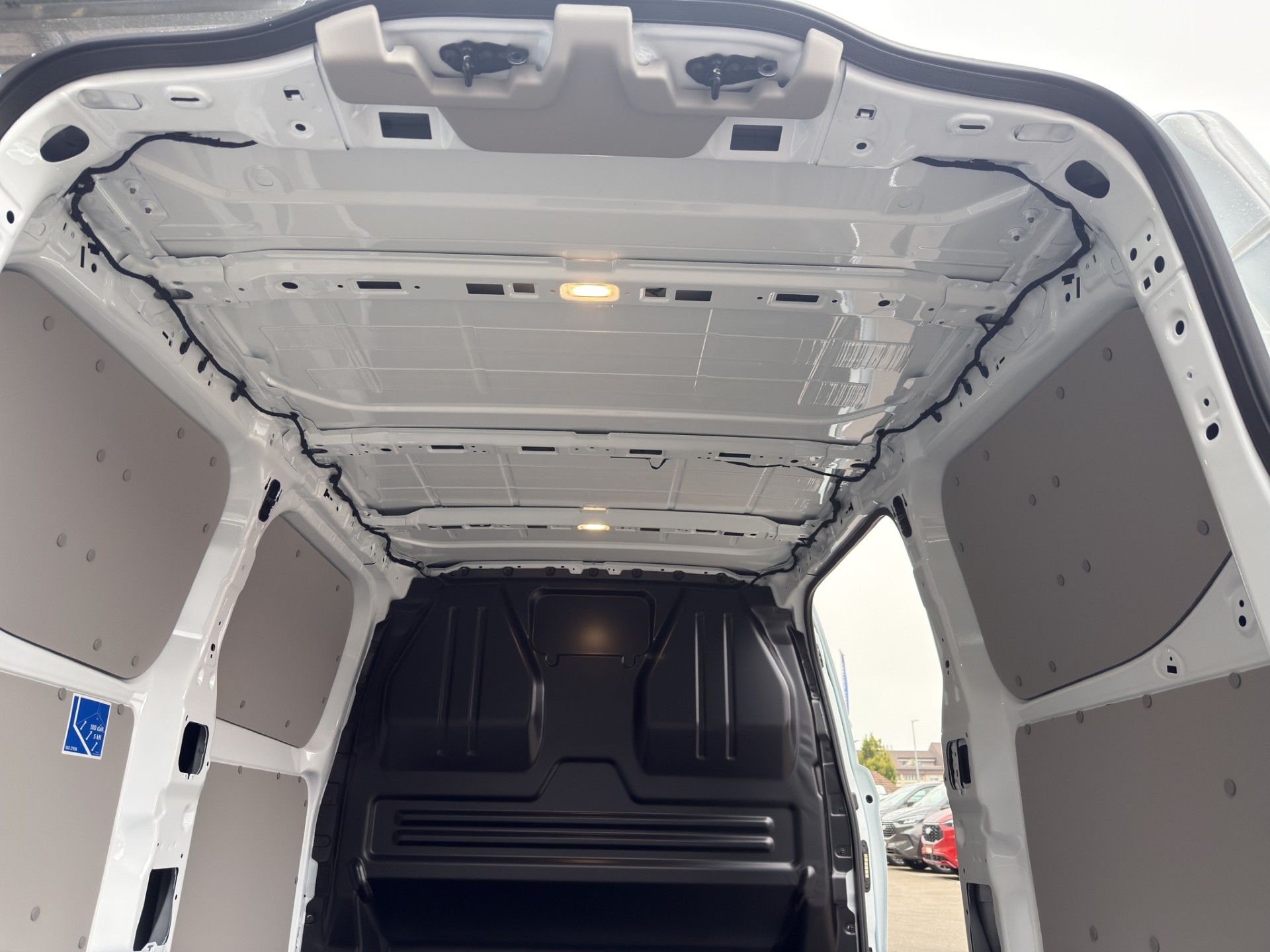 FORD Transit C Van 280 L1 (Lead-In) 2.0 EcoBlue 110 Trend-image-14
