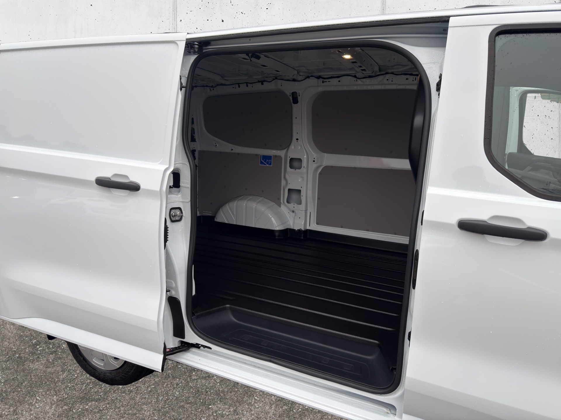 FORD Transit C Van 280 L1 (Lead-In) 2.0 EcoBlue 110 Trend-image-12