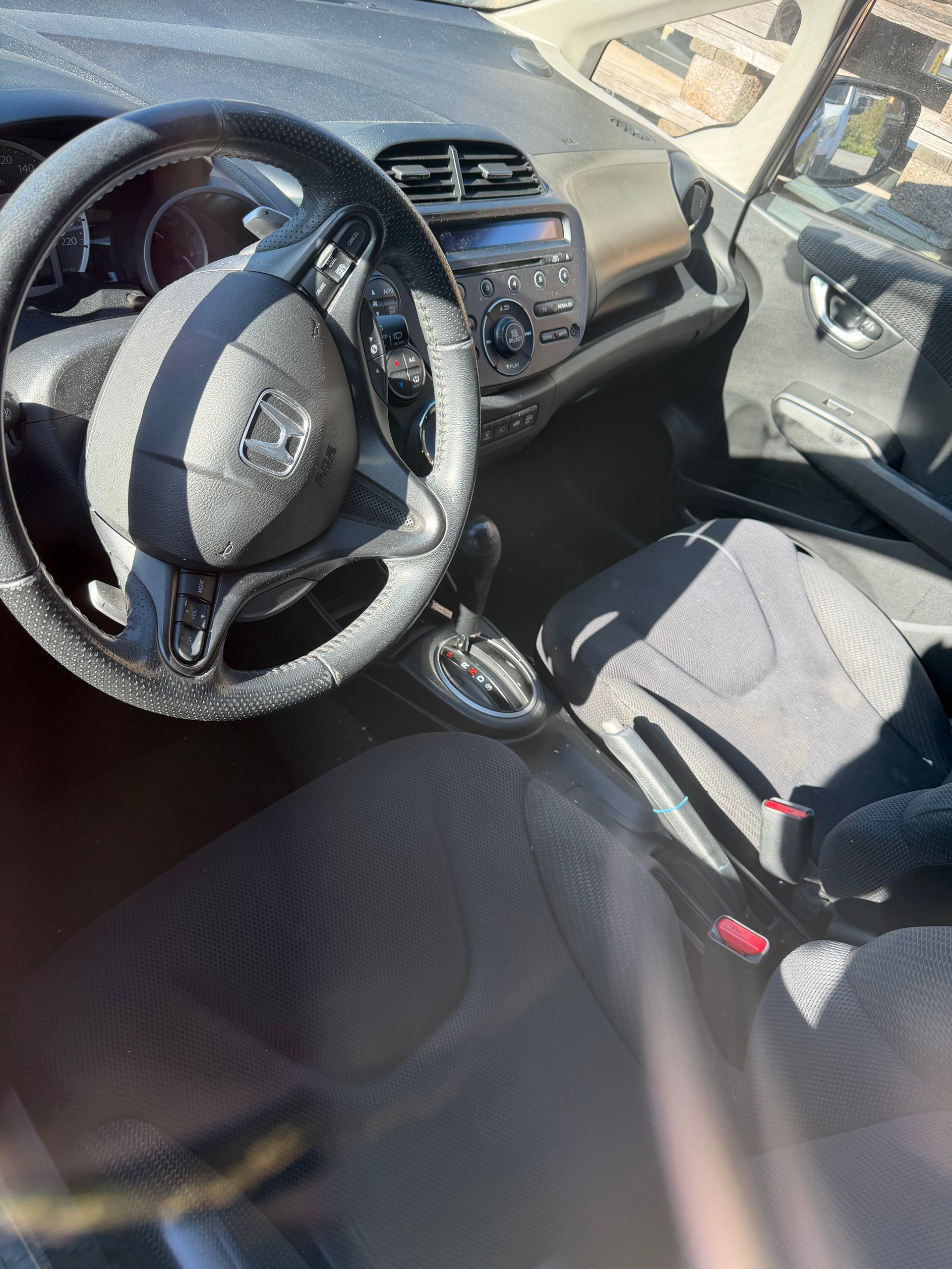 HONDA Jazz 1.3i Hybrid Exclusive CVT-image-5