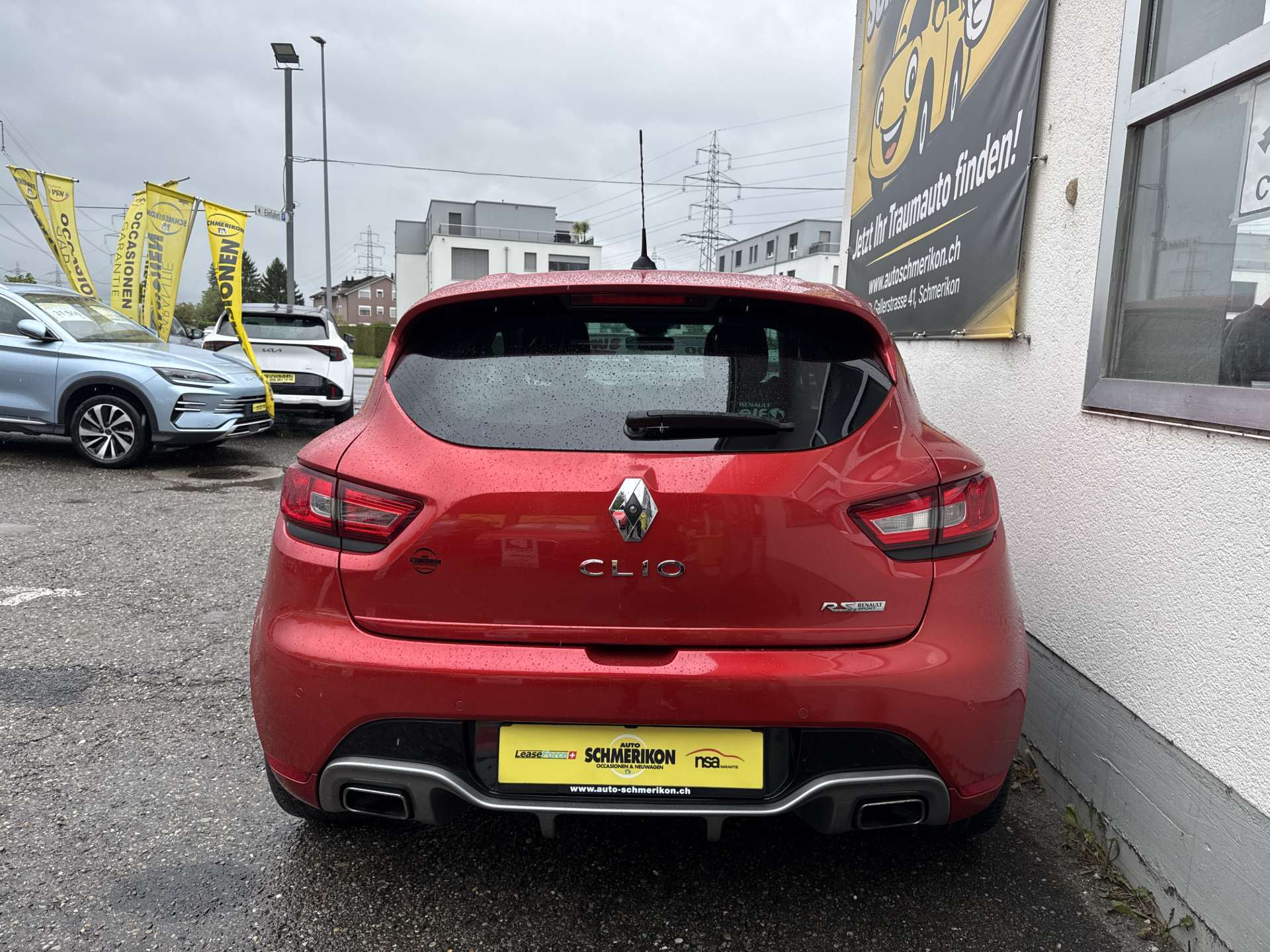 RENAULT Clio 1.6 T RS 200PS EDC-Automat-image-4